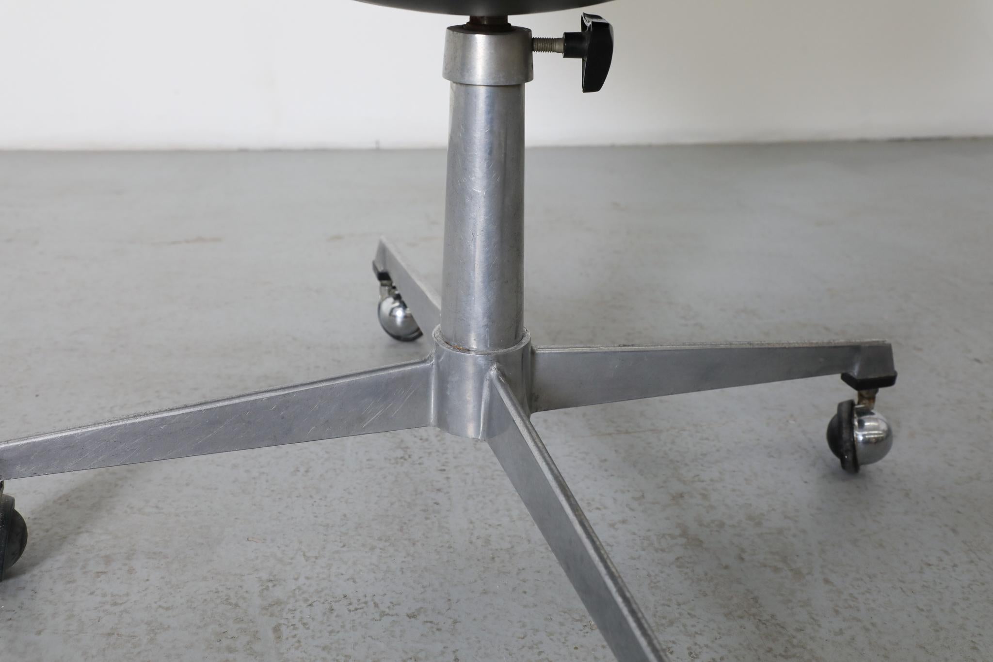 Börje Johanson 'Venus' Bürostuhl, rollend im Angebot 10