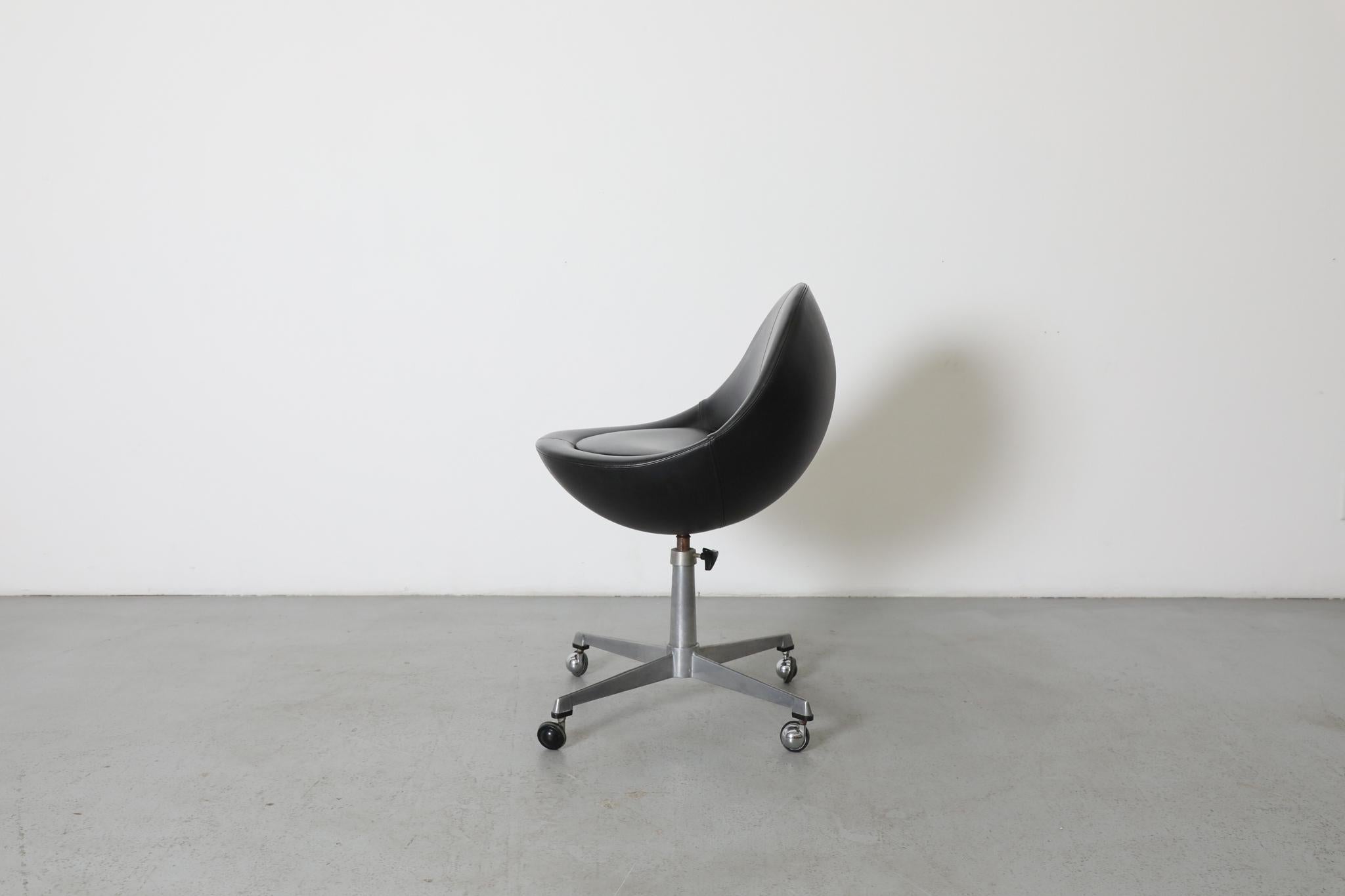 Börje Johanson 'Venus' Bürostuhl, rollend (Schwedisch) im Angebot