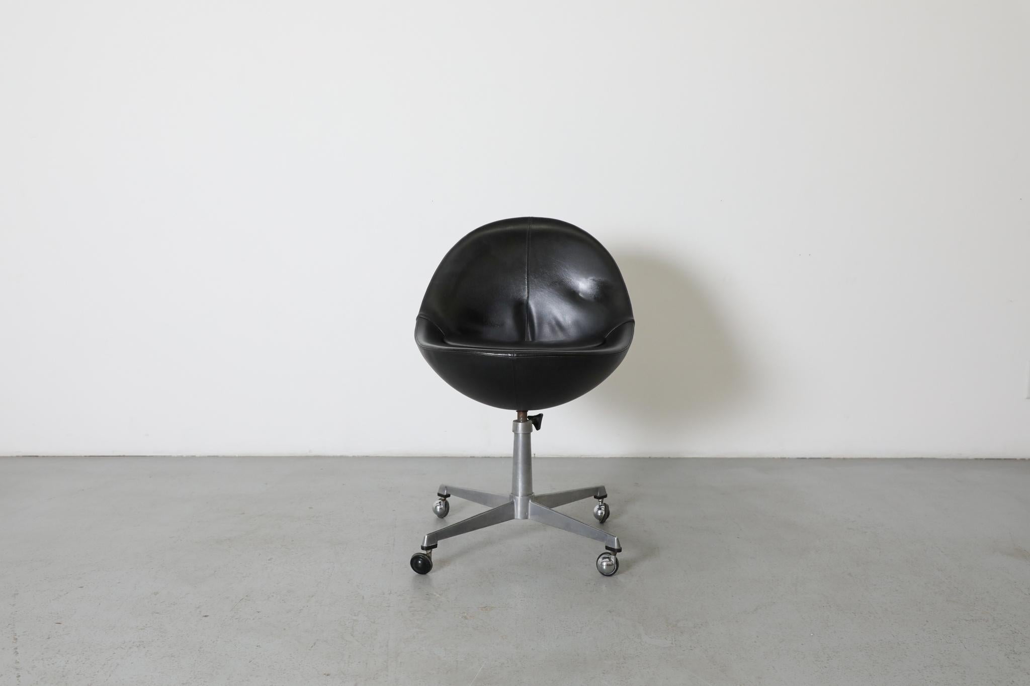 Börje Johanson 'Venus' Bürostuhl, rollend im Angebot 1
