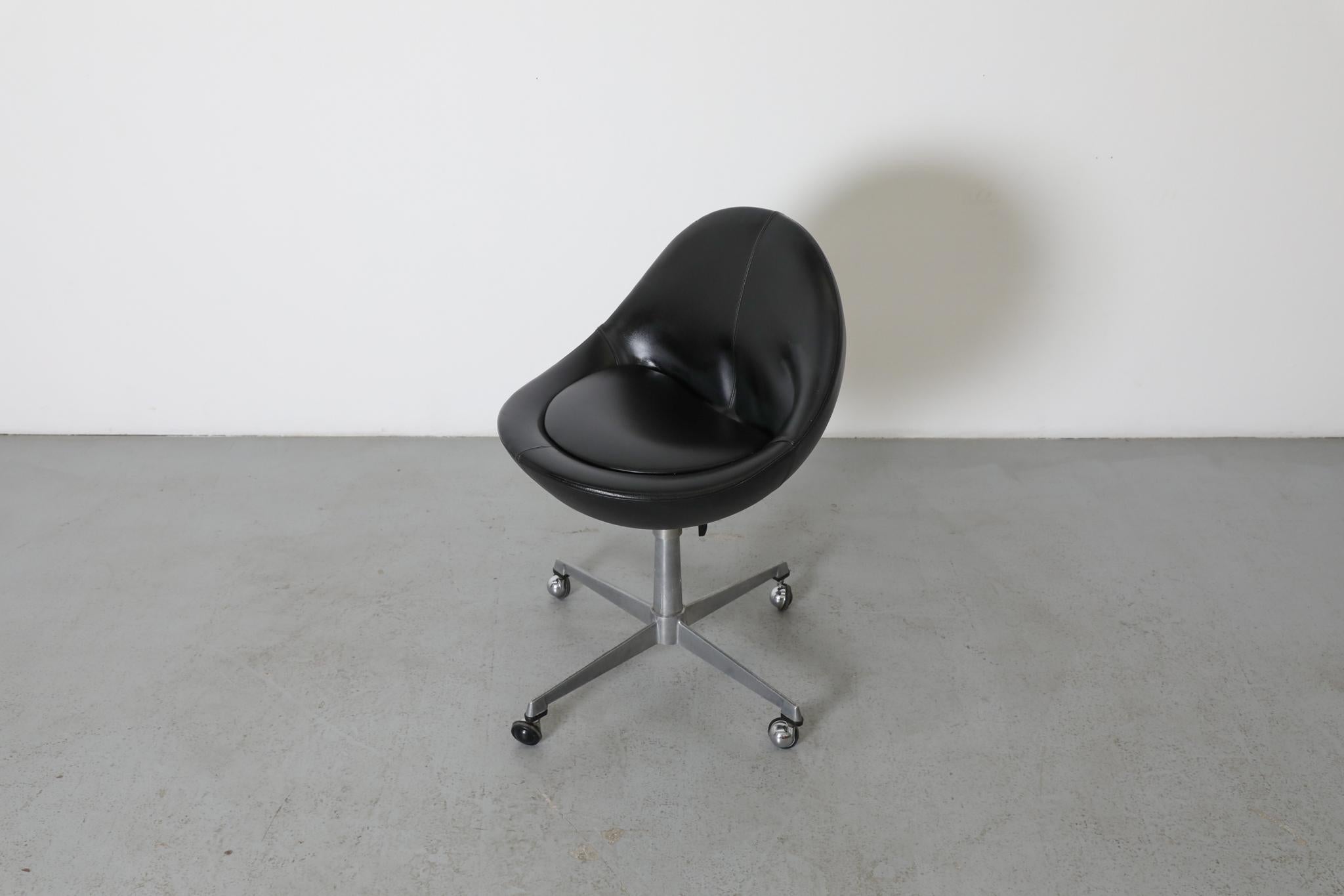 Börje Johanson 'Venus' Bürostuhl, rollend im Angebot 2