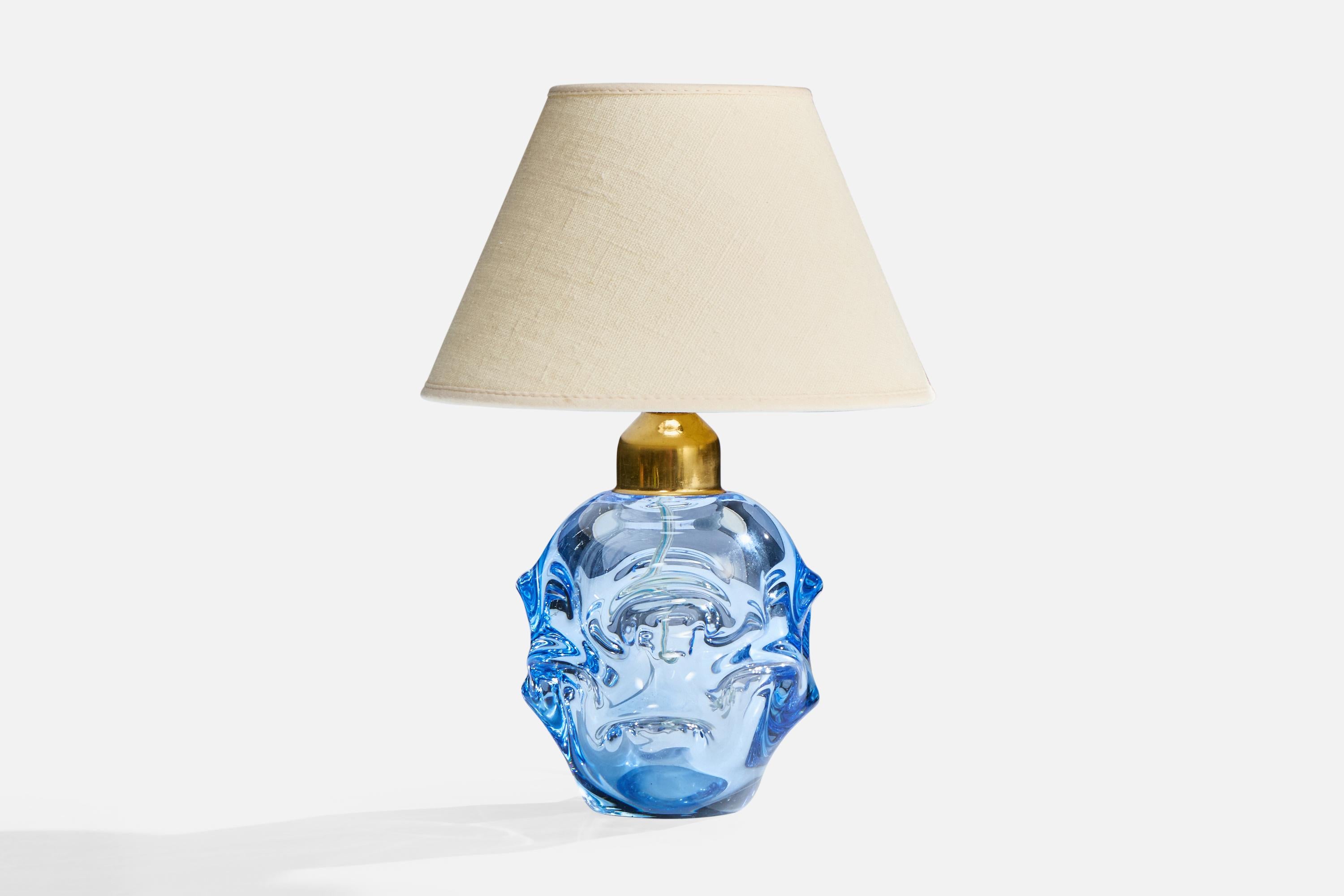 Lampe de table en verre bleu et laiton conçue par Börne Augustsson et produite par Åseda Glasbruk, Suède, c.C. 1940.

Dimensions de la lampe (pouces) : 8.5 