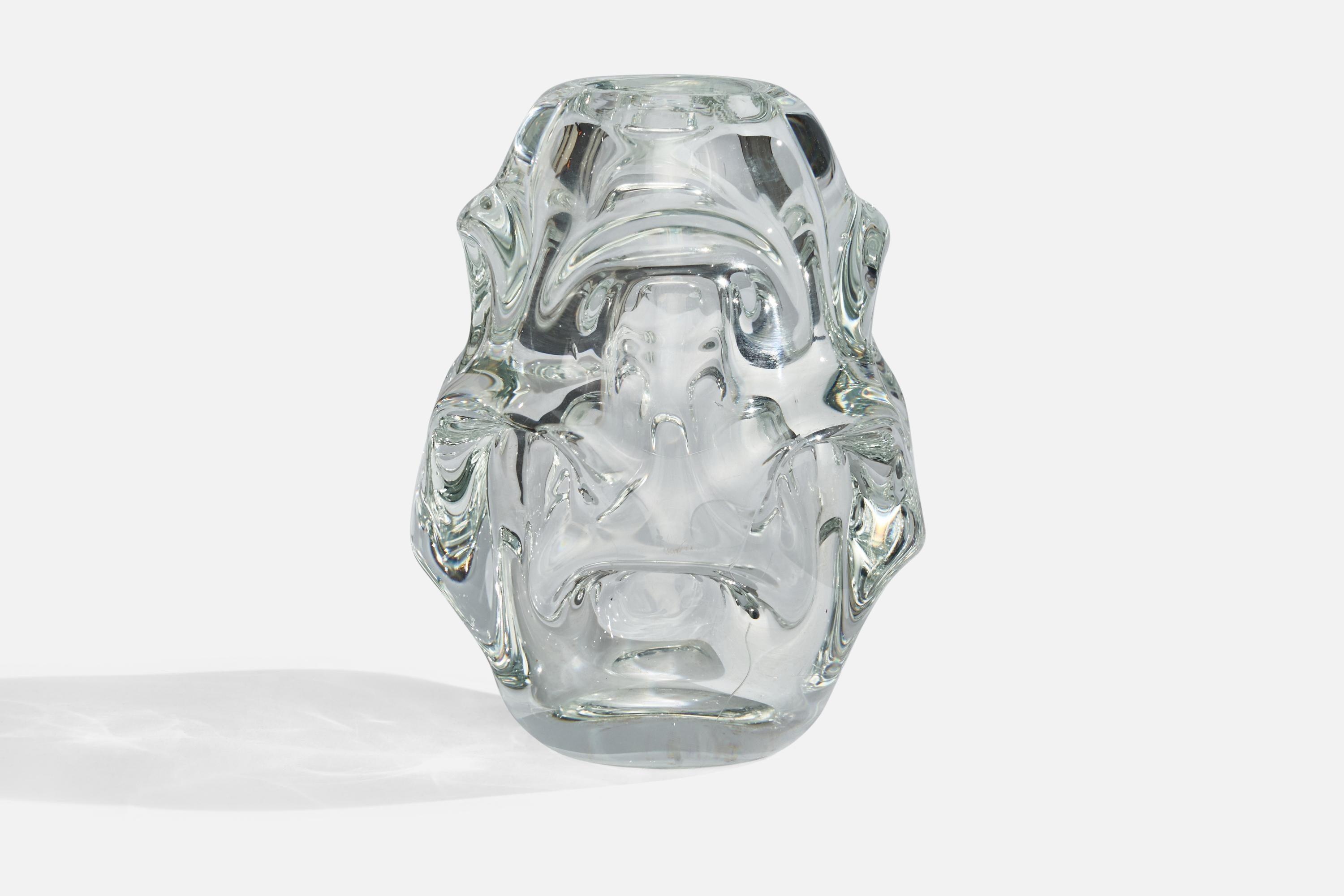 An organic blown glass vase designed by Börne Augustsson and produced by Åseda Glasbruk, Sweden, c. 1940s.