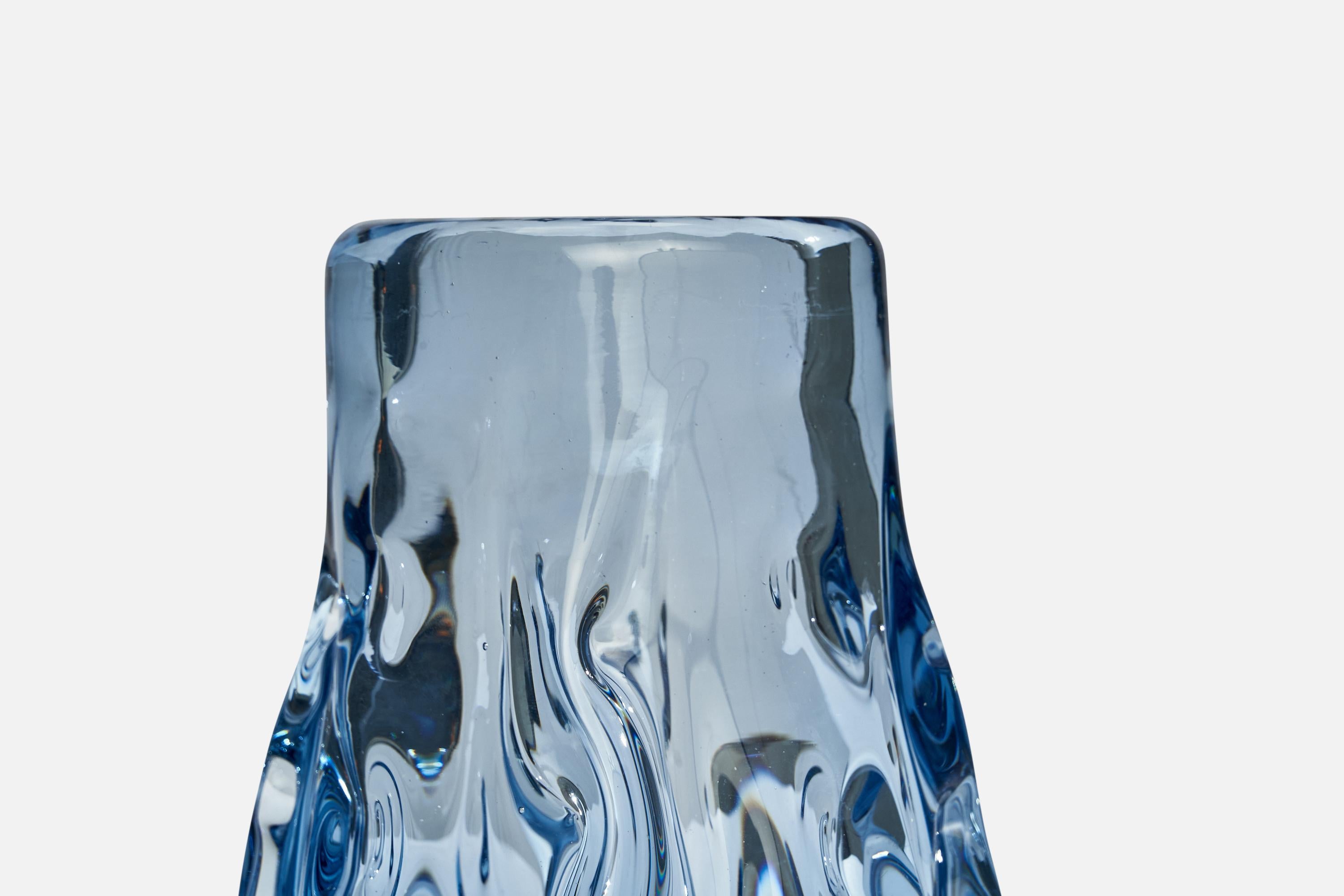 Börne Augustsson, Vase, Blown Glass, Sweden, 1940s In Good Condition For Sale In High Point, NC