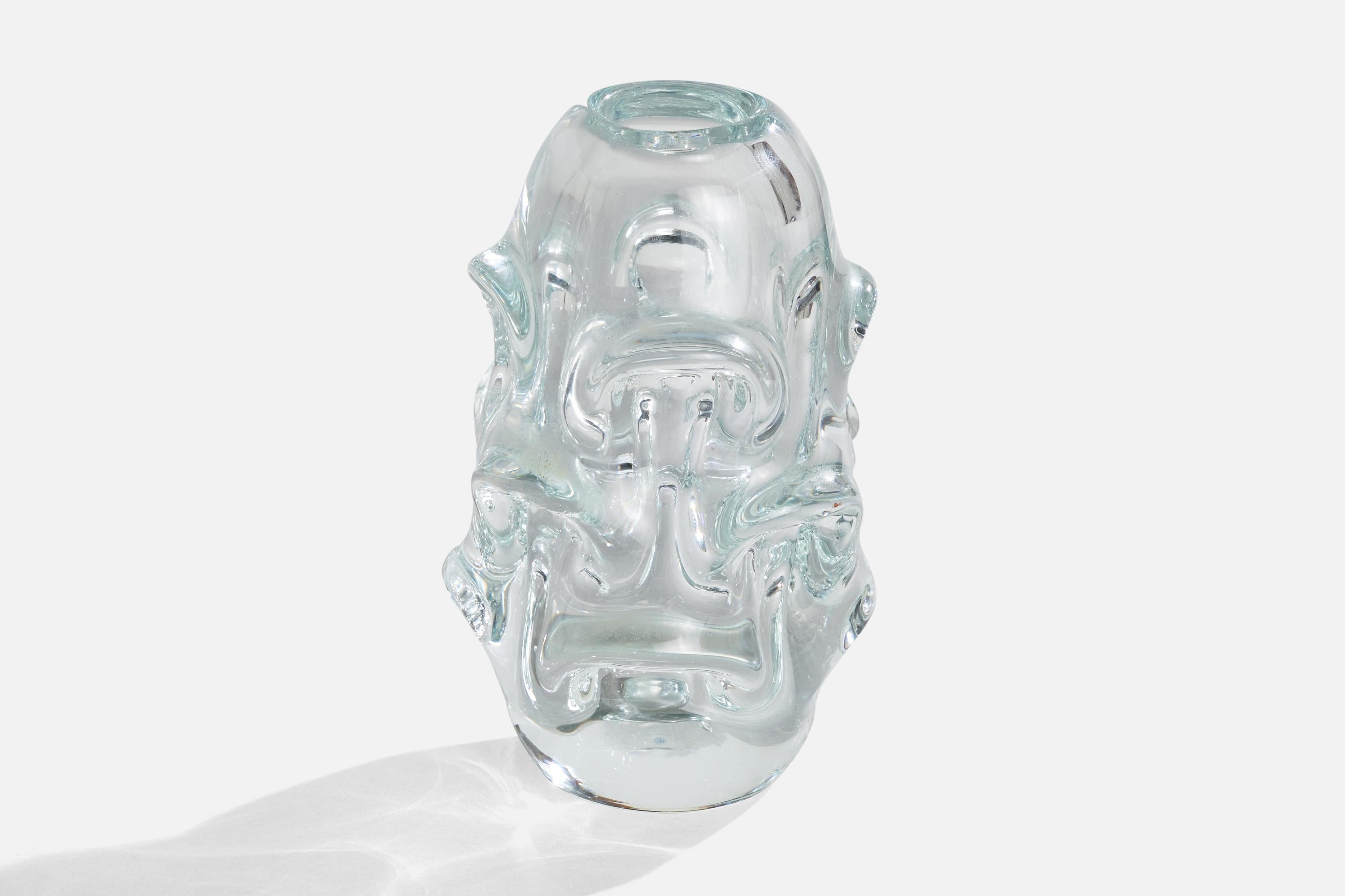 Vaso organico in vetro soffiato disegnato da Börne Augustsson e prodotto da Åseda Glasbruk, Svezia, anni '40 circa.

Dimensioni: 7,5
