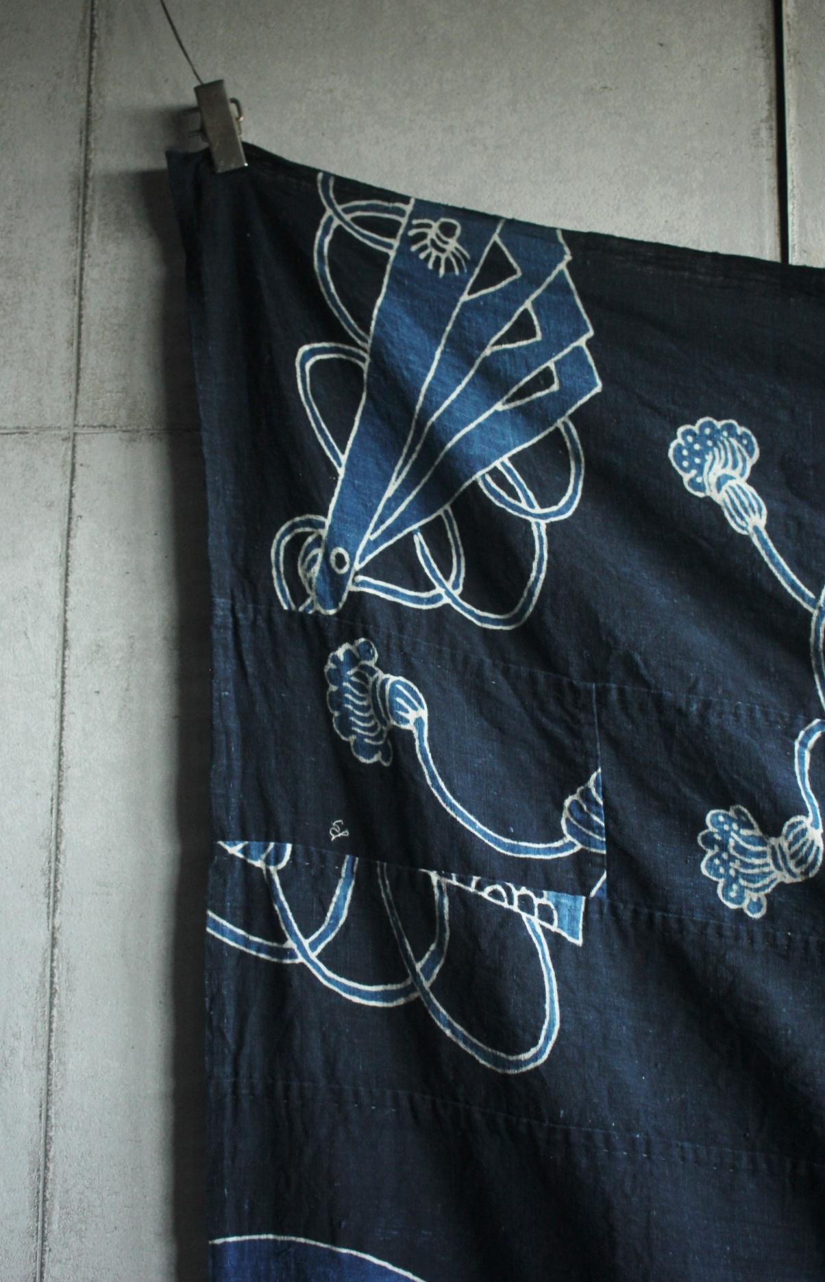 Teint Boro10 Antiquités japonaises Tapisserie ancienne en tissu teint à l'indigo en vente