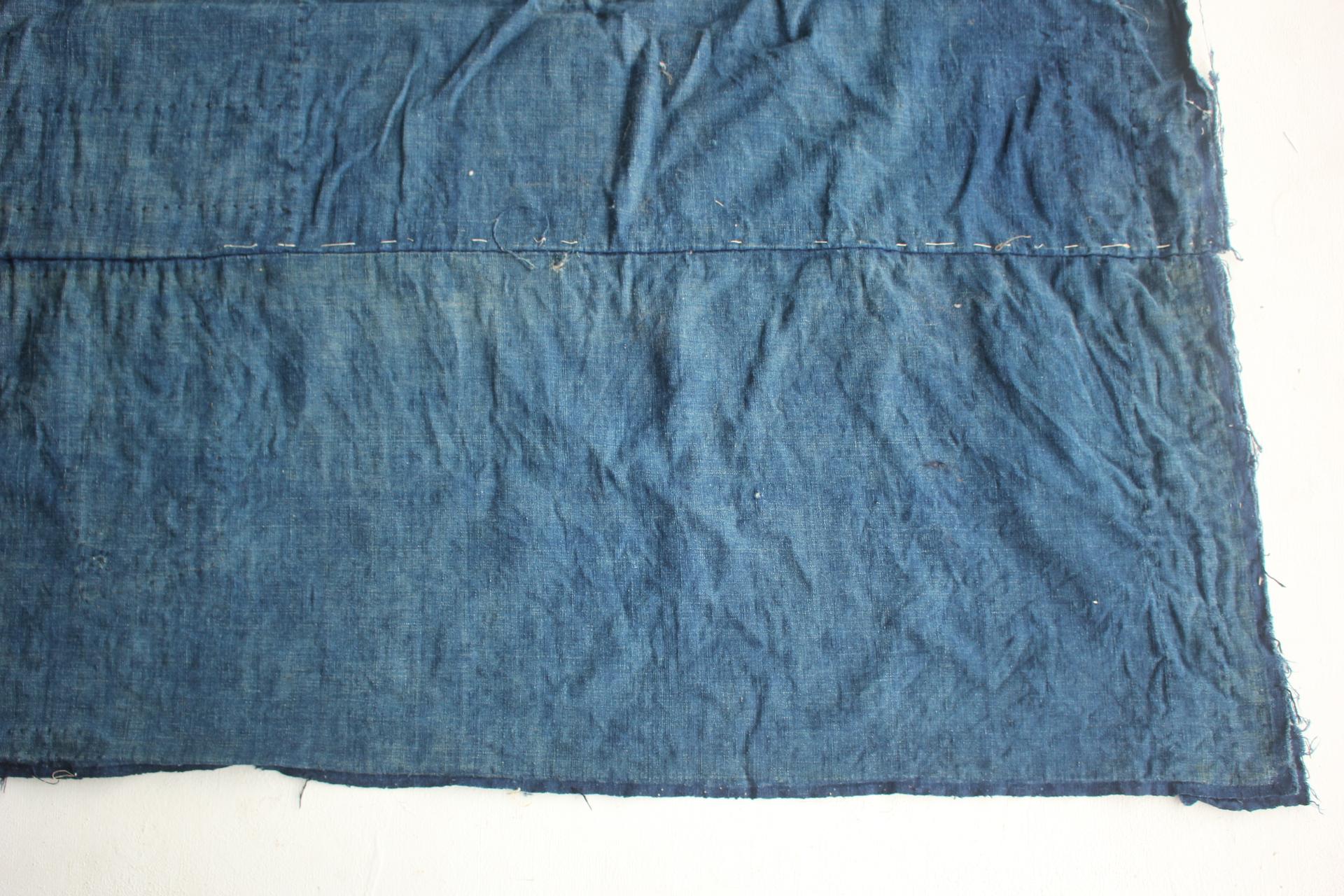 Boro3 Antiquités japonaises Art primitif BORO Patchwork de vieux tissus teints à l'indigo en vente 12