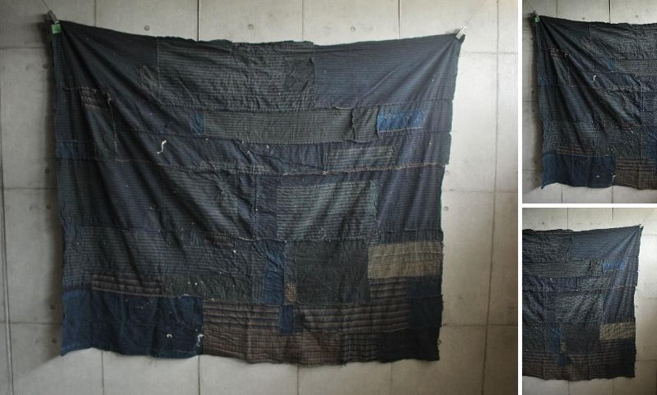 Boro4 Antiquités japonaises Art primitif BORO Patchwork de vieux tissus teints à l'indigo en vente 14