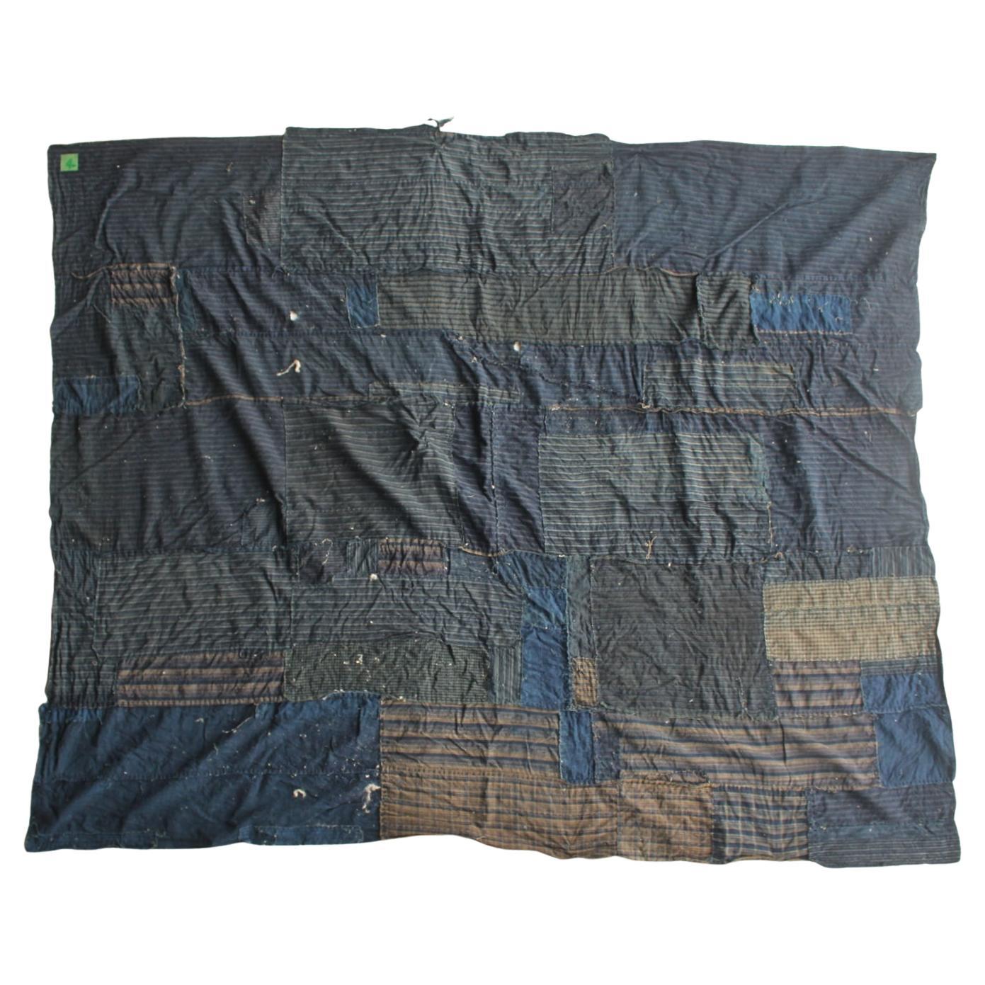 Boro4 Antiquités japonaises Art primitif BORO Patchwork de vieux tissus teints à l
indigo