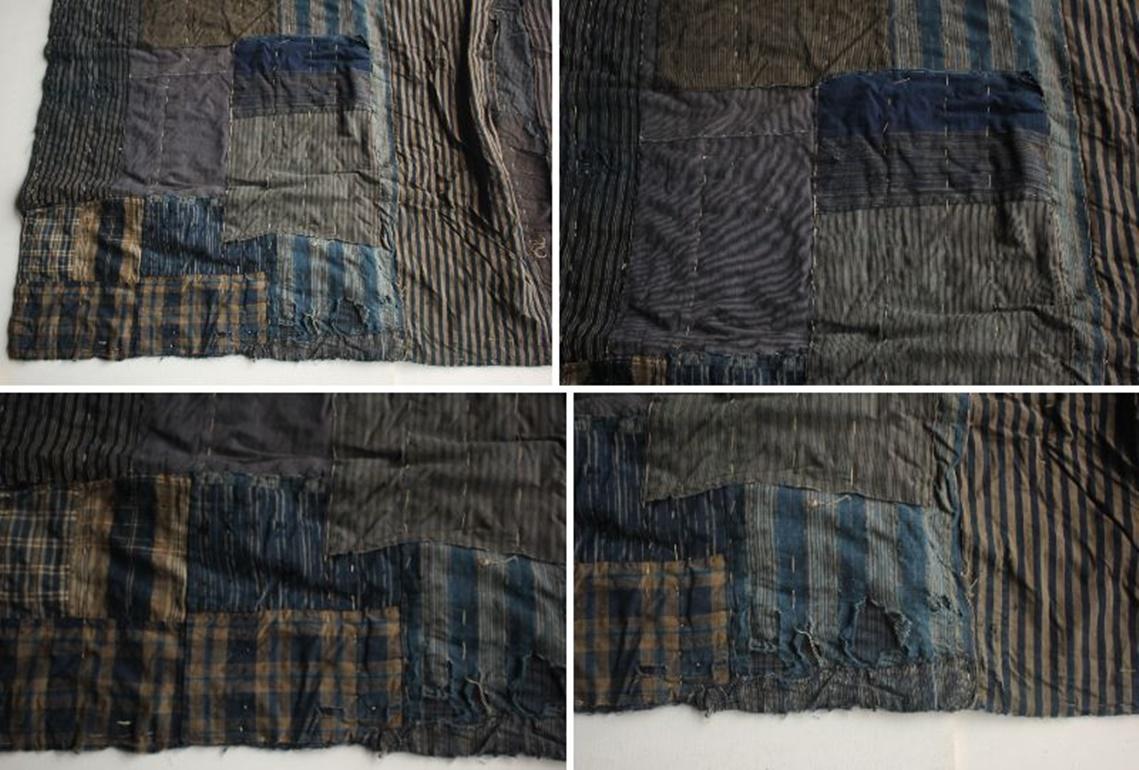 Boro5 Antiquités japonaises Art primitif BORO Patchwork de vieux tissus teints à l'indigo en vente 14