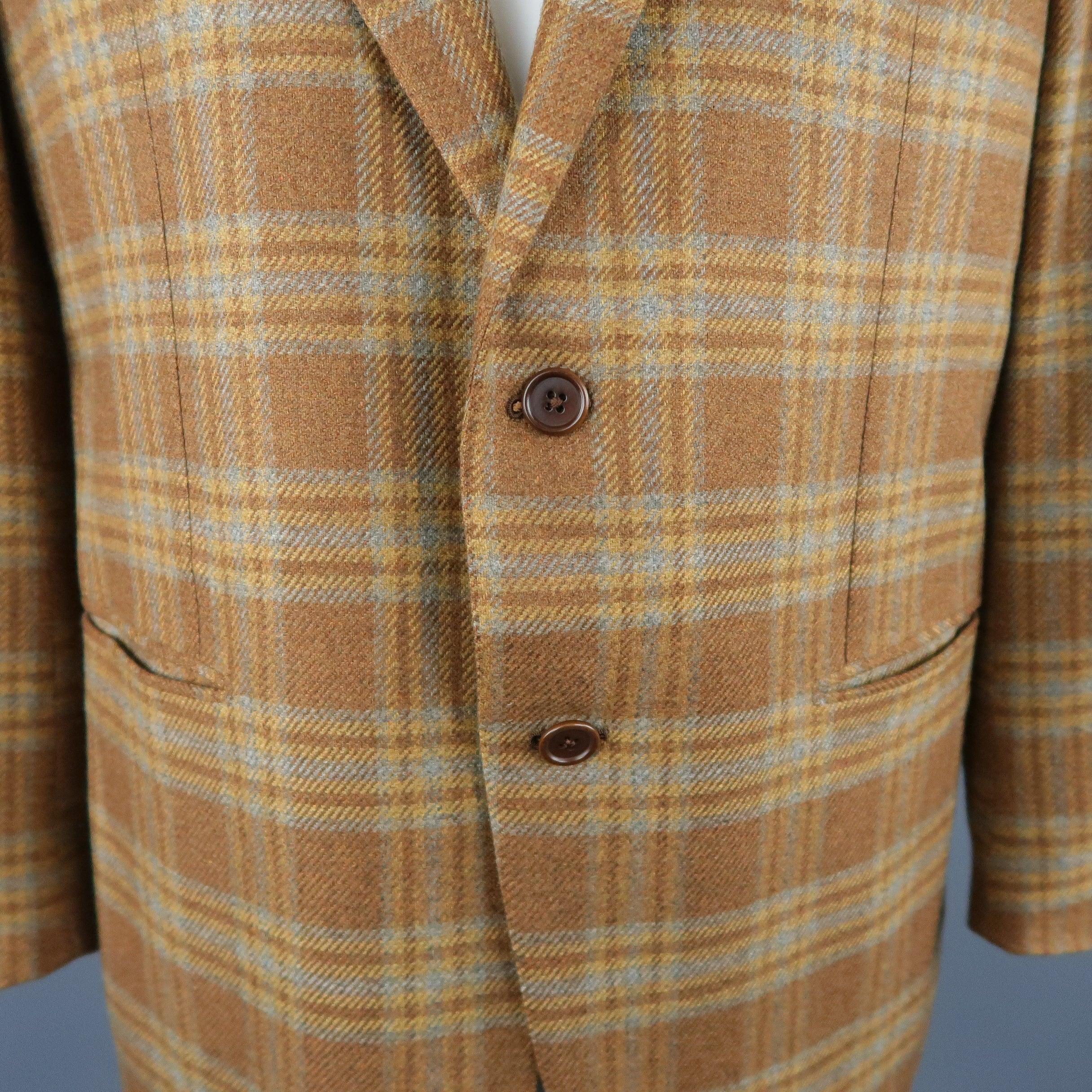 BORRELLI 44 Brown & Gold Plaid Cashmere Sport Coat In Excellent Condition For Sale In San Francisco, CA