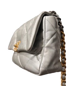 Borsa a mano Chanel 19 Flap Silver