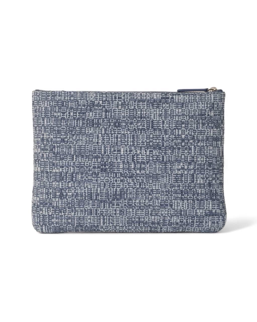 Gray Borsa  a Mano Chanel Clutch Deauville PM Azzurra For Sale