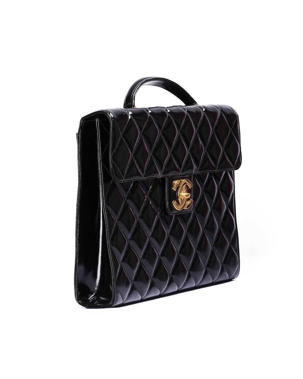 Borsa a Mano Chanel Valigetta 24H Timelesss Vintage Nera Pour femmes en vente