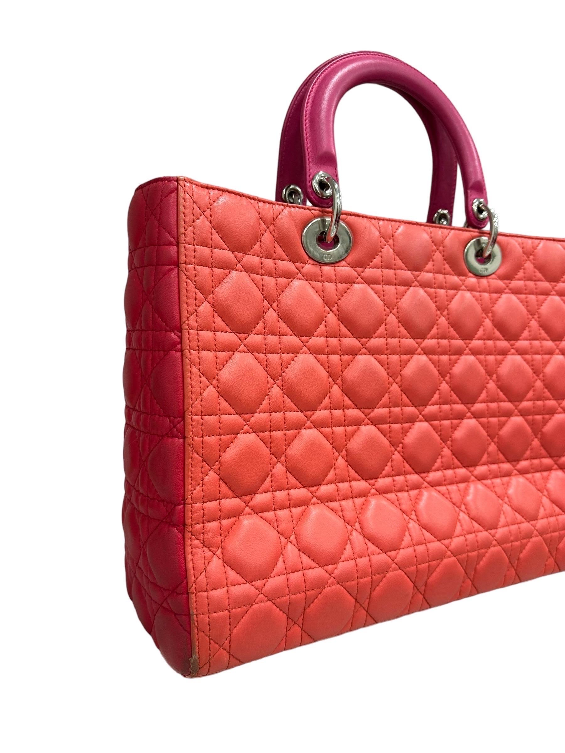 Borsa A Mano Dior Lady Grane Bicolor Rosa Arancio  en vente 9