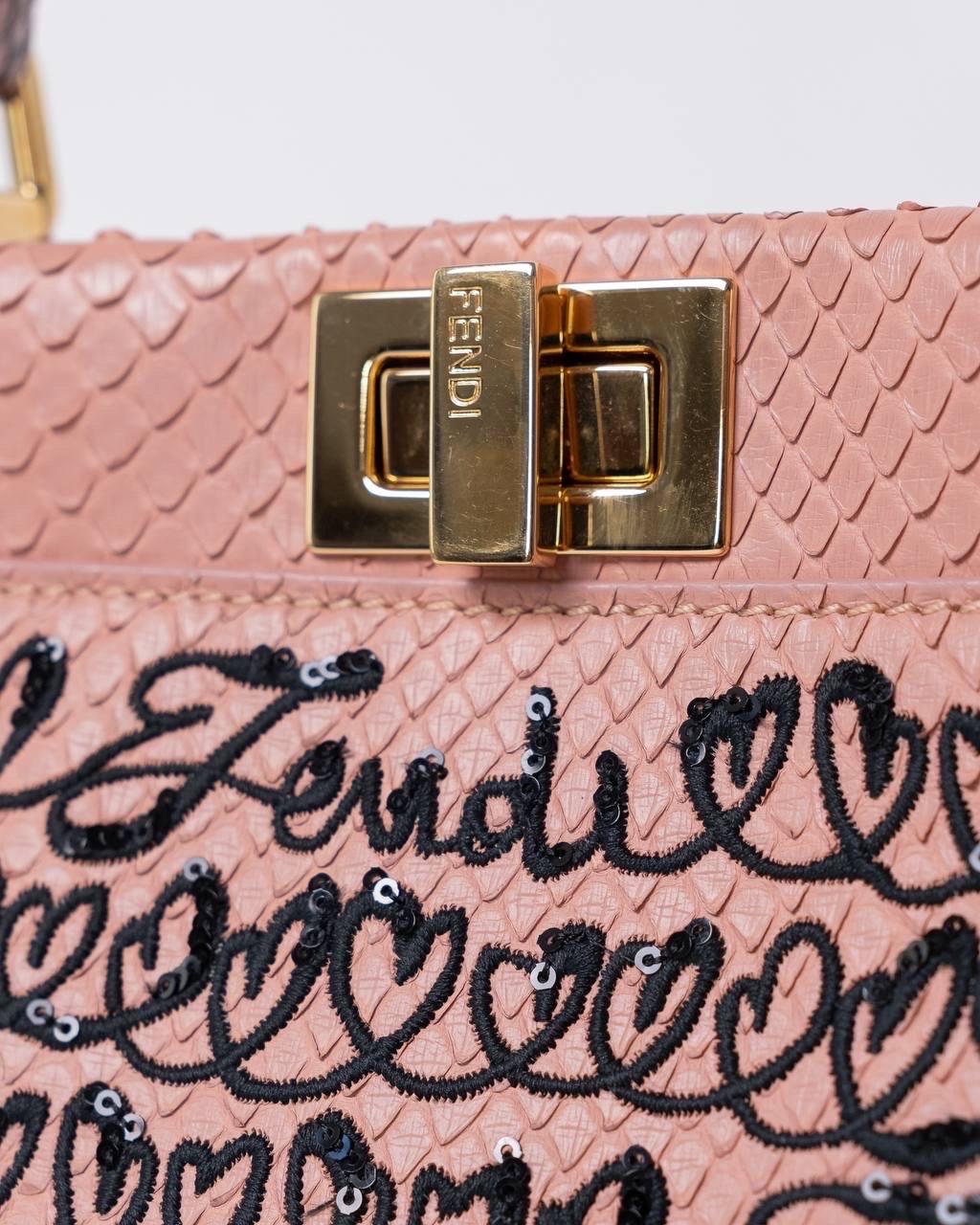 Borsa a Mano Fendi Peekaboo Mini Pitone Rosa Ricamata For Sale 2