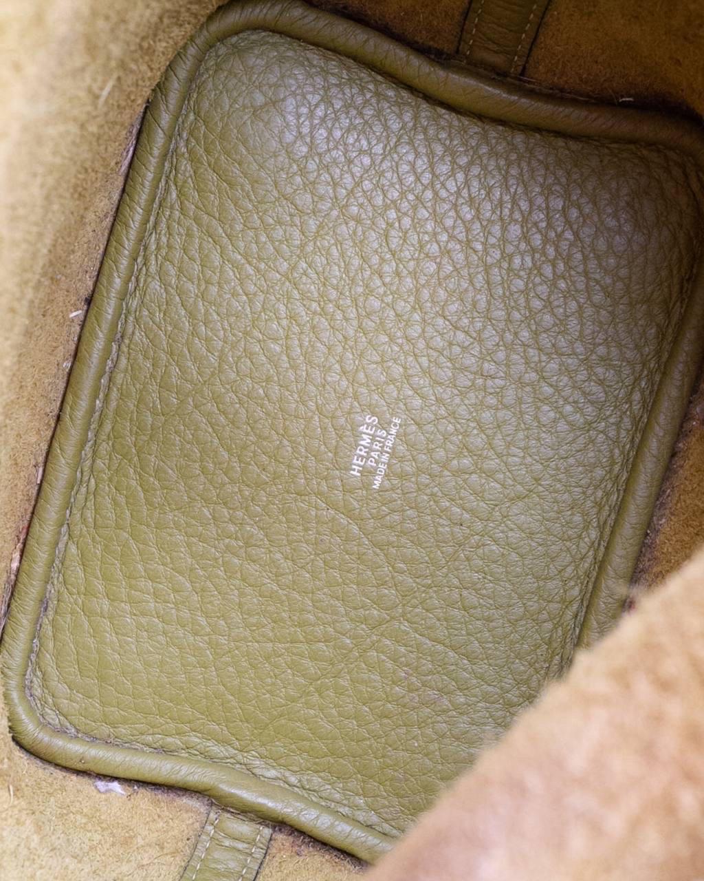 Borsa a Mano Hermès Picotin 18 Clemence Vert Anis en vente 7