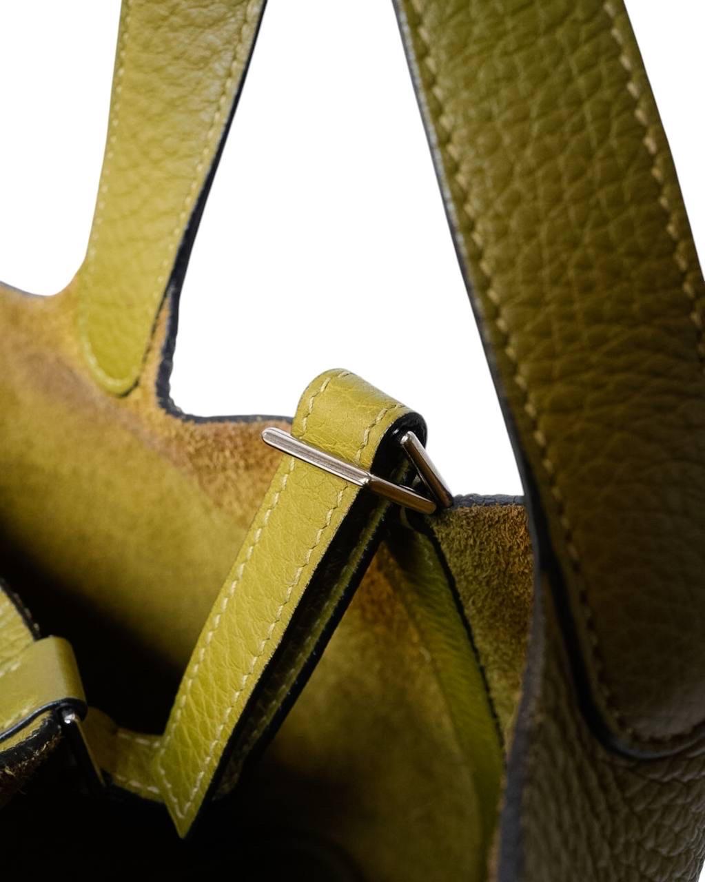 Borsa a Mano Hermès Picotin 18 Clemence Vert Anis Bon état - En vente à Torre Del Greco, IT