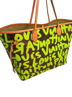 Green Louis Vuitton Neverfull - 2 For Sale on 1stDibs