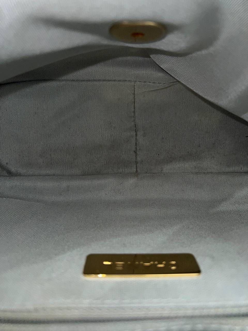 Borsa a Spalla Chanel 19 Flap Small Silver For Sale 11