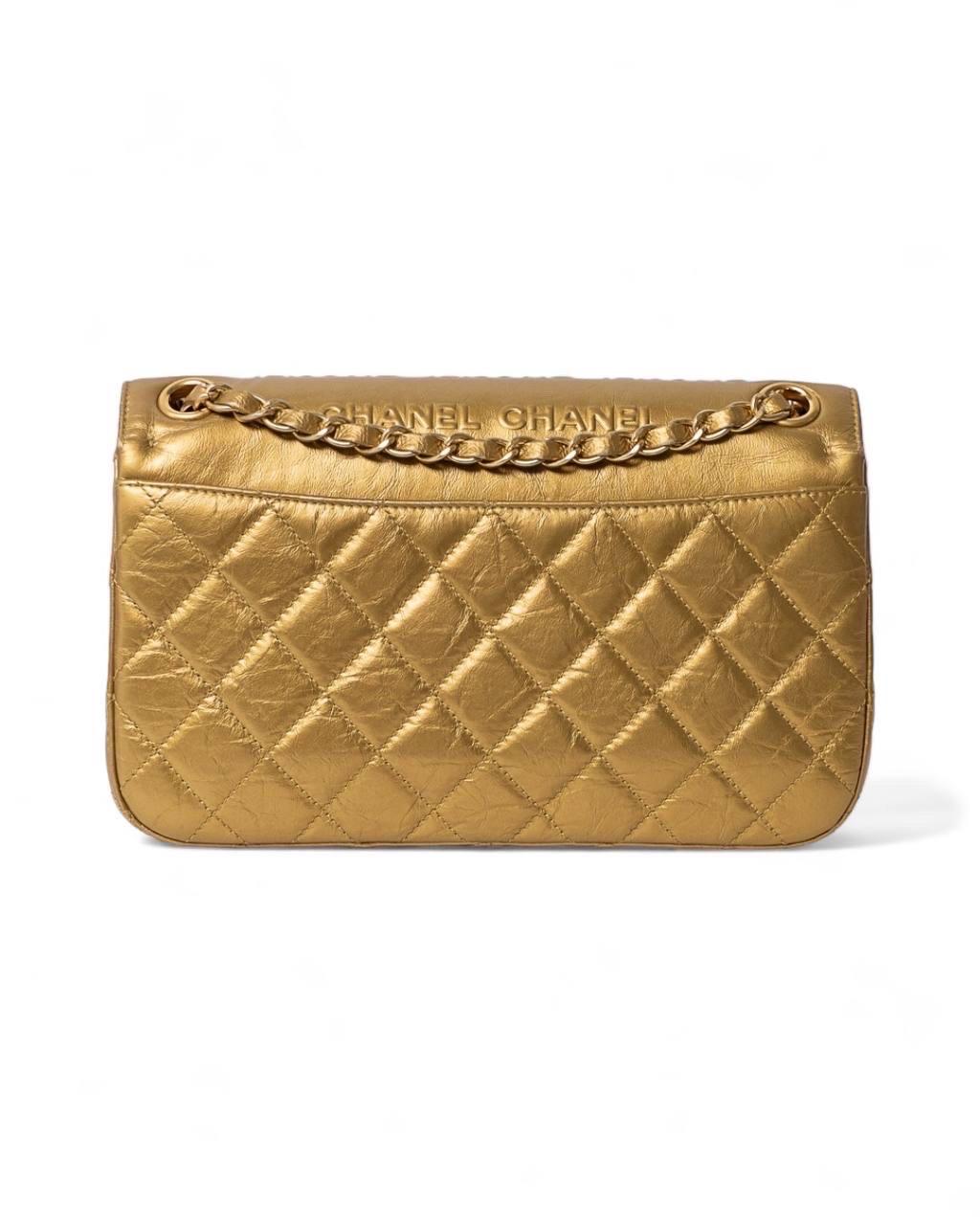 Borsa a spalla Chanel 2.55 Signature CC Paris-Dallas Oro en vente 6
