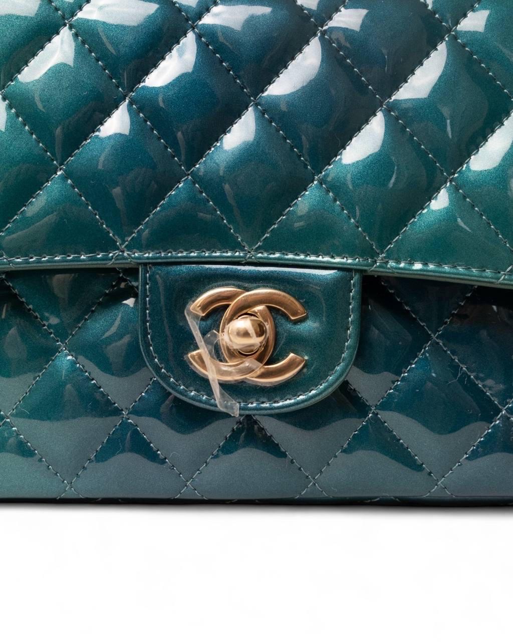 Borsa a Spalla Chanel 2.55 Timeless Vernice Blu Verde en venta 2