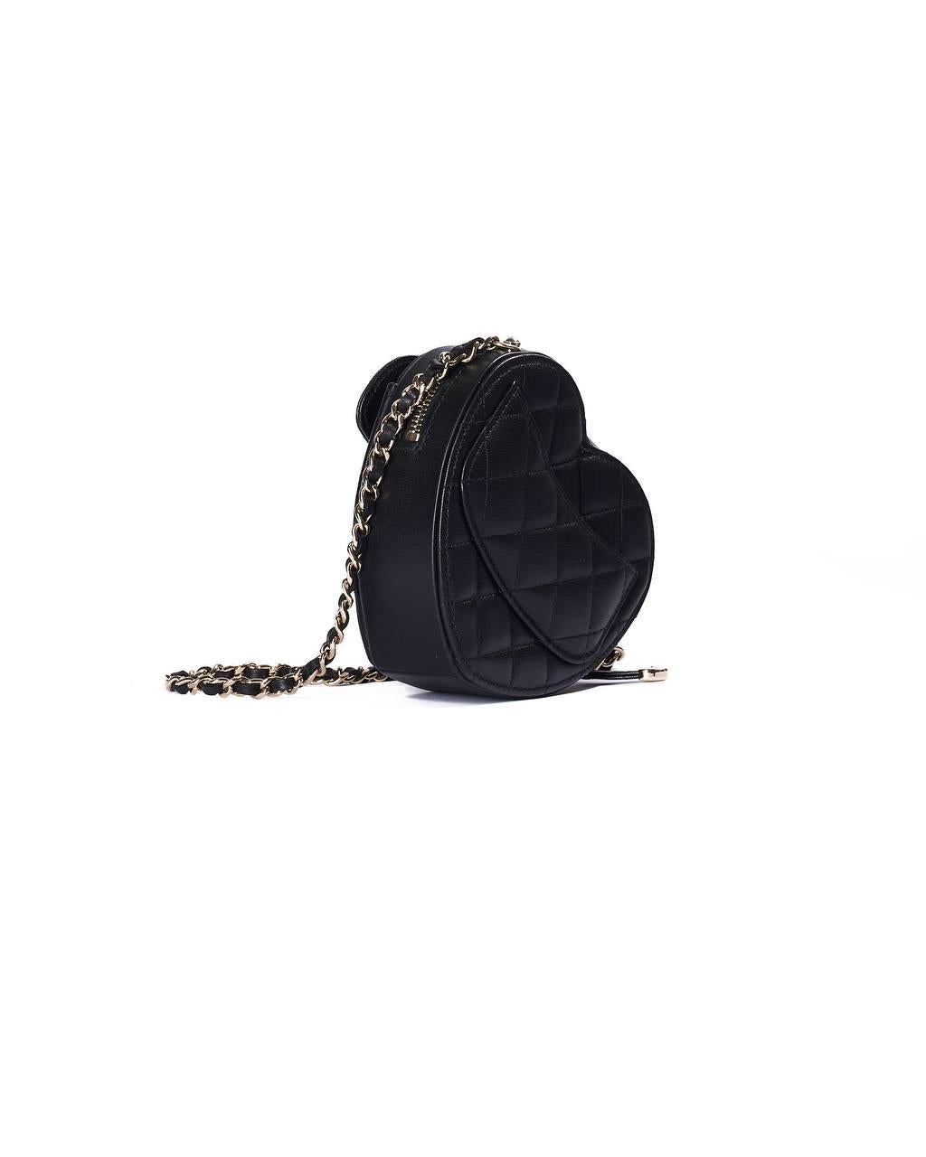 Borsa a Spalla Chanel Heart Mini Timeless Nero For Sale 1