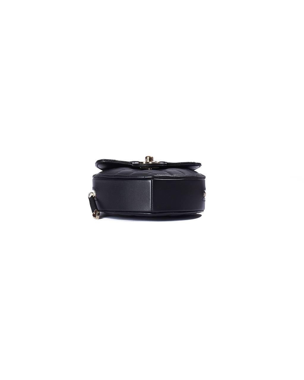 Borsa a Spalla Chanel Heart Mini Timeless Nero For Sale 4