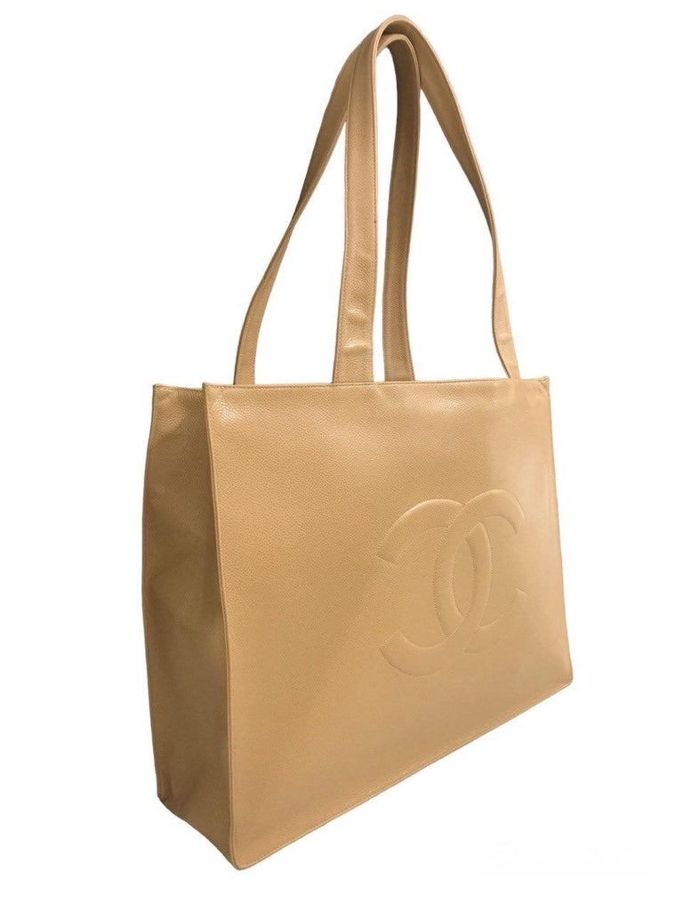 Louis Vuitton Graceful Vs. Artsy: A Battle Of The Best Hobo Bags, Handbags  & Accessories