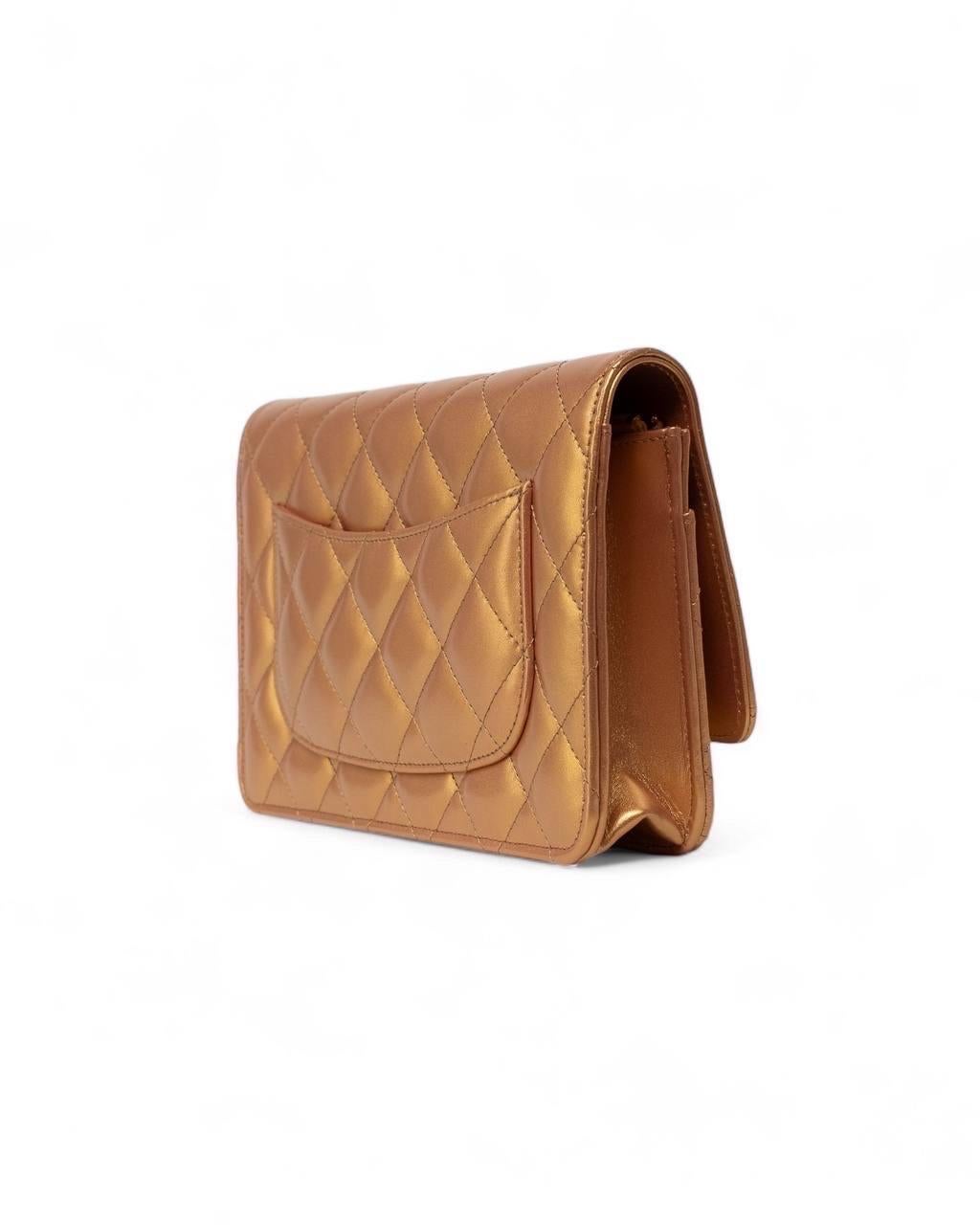 Portefeuille Chanel Borsa a Spalla sur chaîne Perlata Arancio en vente 2