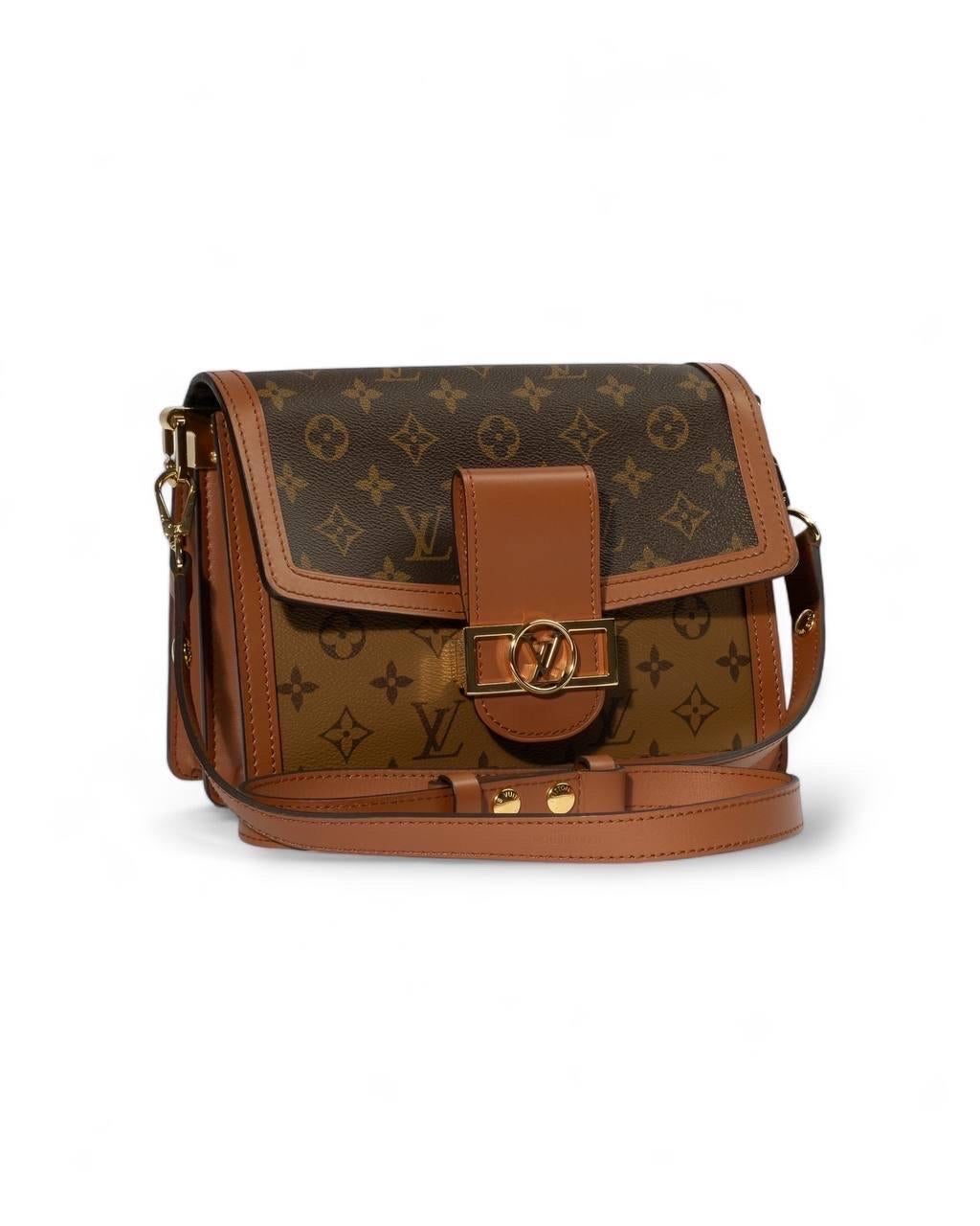 Borsa a spalla Louis Vuitton Dauphine MM Monogram Reverse For Sale 10
