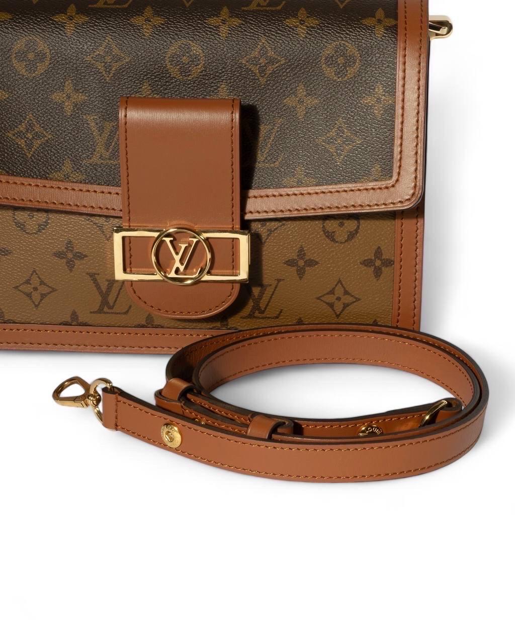 Borsa a spalla Louis Vuitton Dauphine MM Monogram Reverse For Sale 3