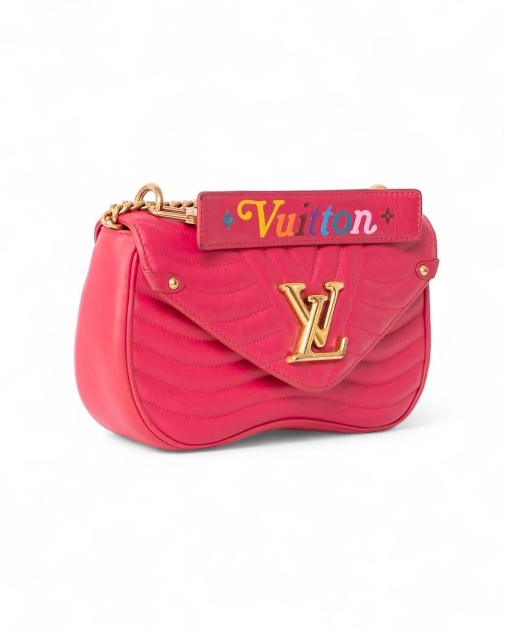 Women's Borsa a spalla Louis Vuitton New Wave MM Fragola For Sale