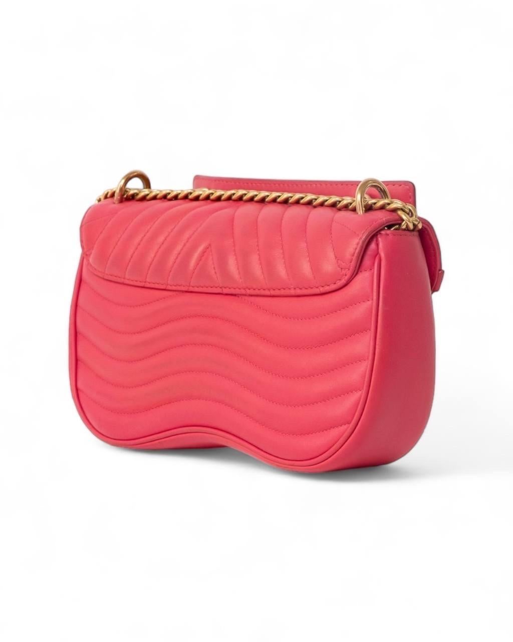 Borsa a spalla Louis Vuitton New Wave MM Fragola For Sale 1