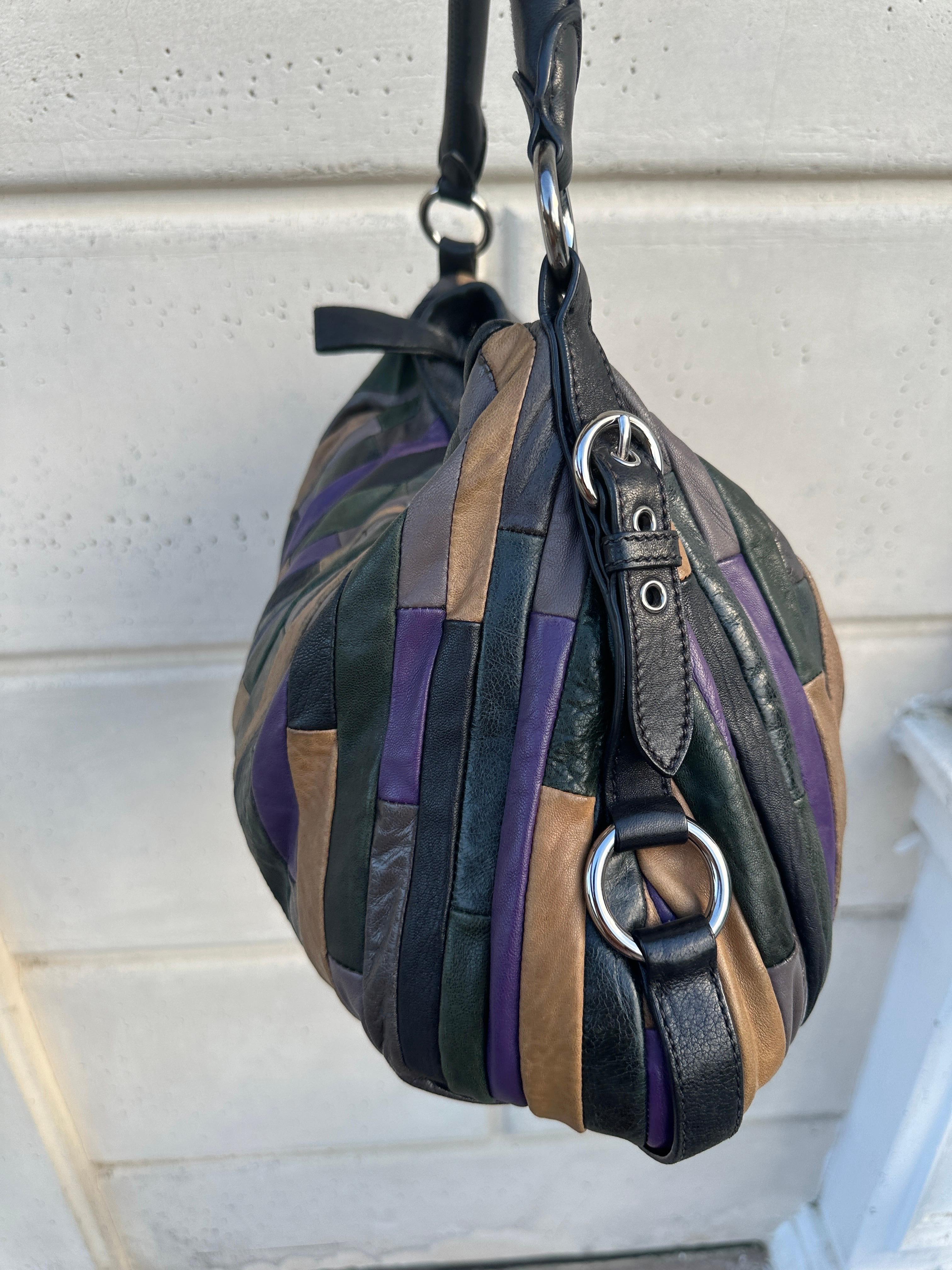 Borsa a spalla Miu Miu in pelle im Zustand „Gut“ in Basaluzzo, IT