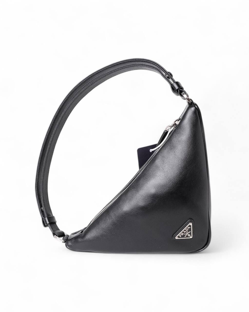 Borsa A Spalla Prada Triangle Logo Nero For Sale 3