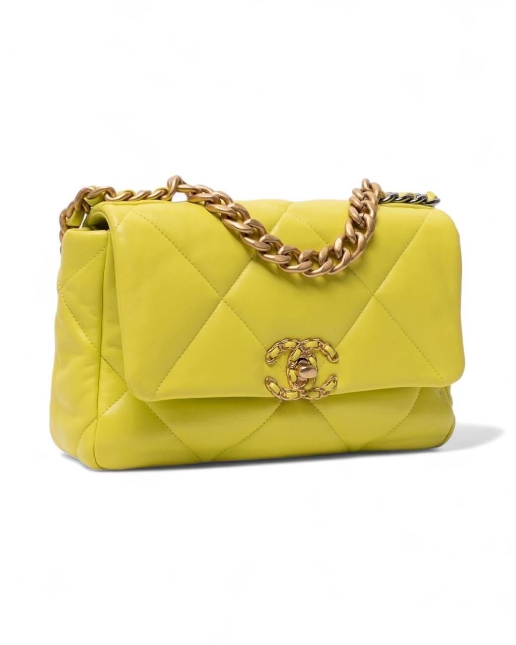Yellow Borsa A Tracolla Chanel 19 Small Verde Fluo For Sale
