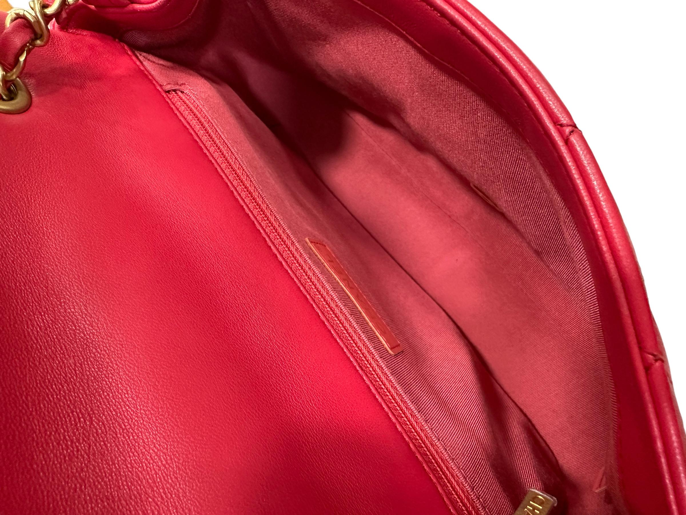 Borsa A Tracolla Chanel Circle Handle Pelle Liscia Rossa 2019 10