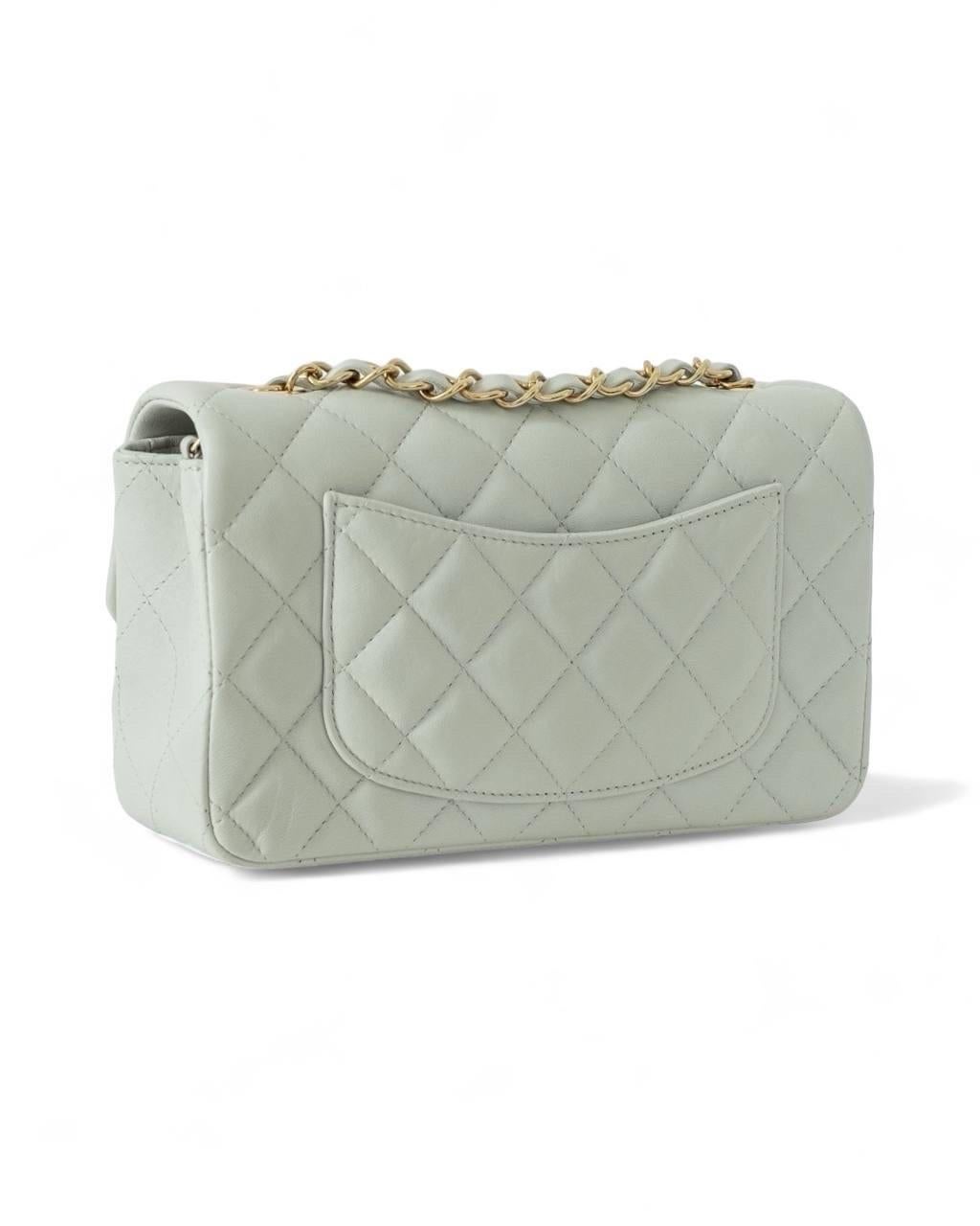 Borsa a tracolla Chanel Mini Flap 20 Carta Da Zucchero Pour femmes en vente