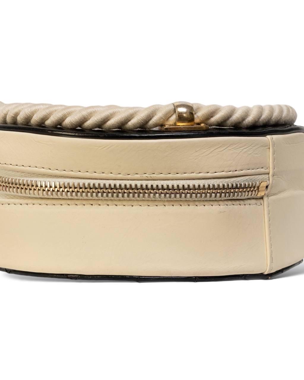 Borsa a Tracolla Chanel Round Bag Bicolor For Sale 5