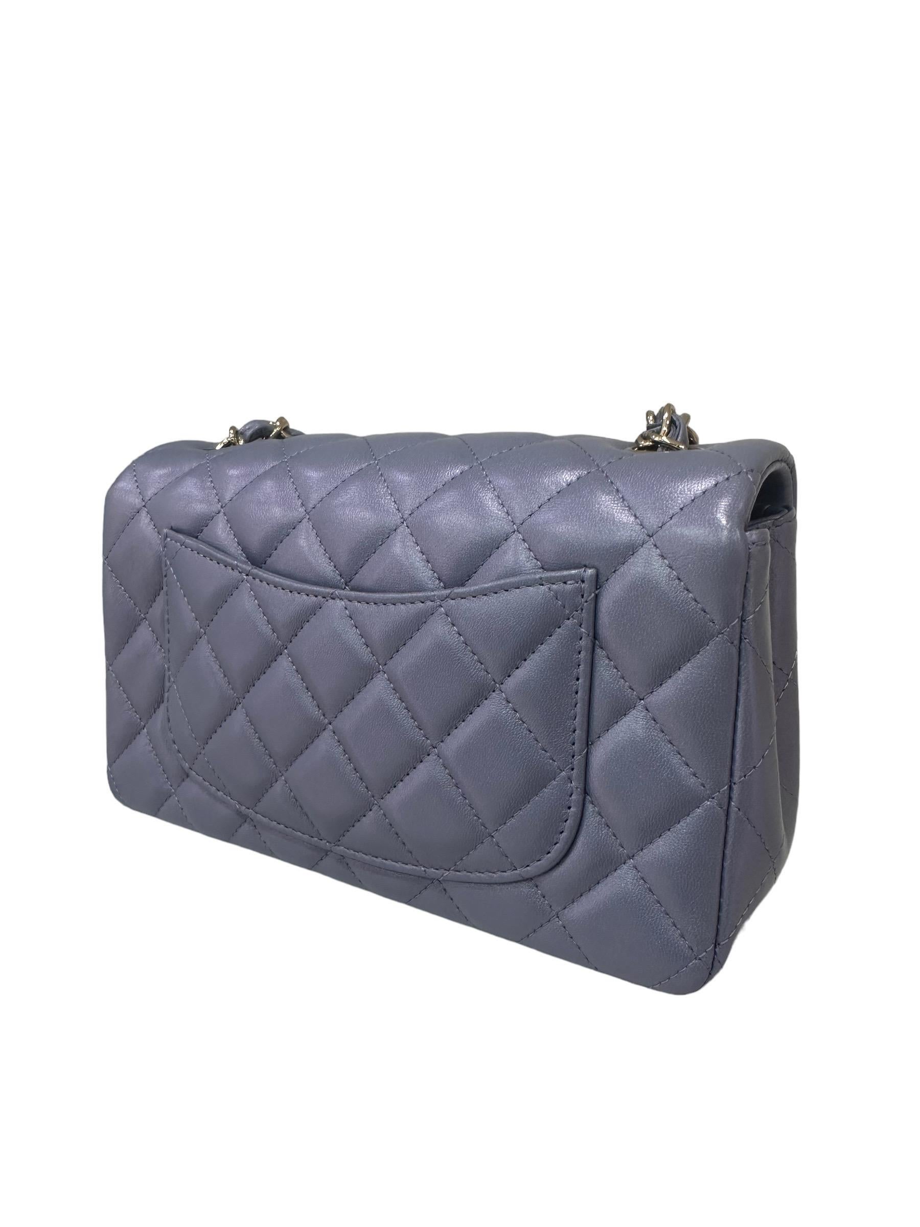 Borsa A Tracolla Chanel Timeless 20 Lilla Perlato 2023 4