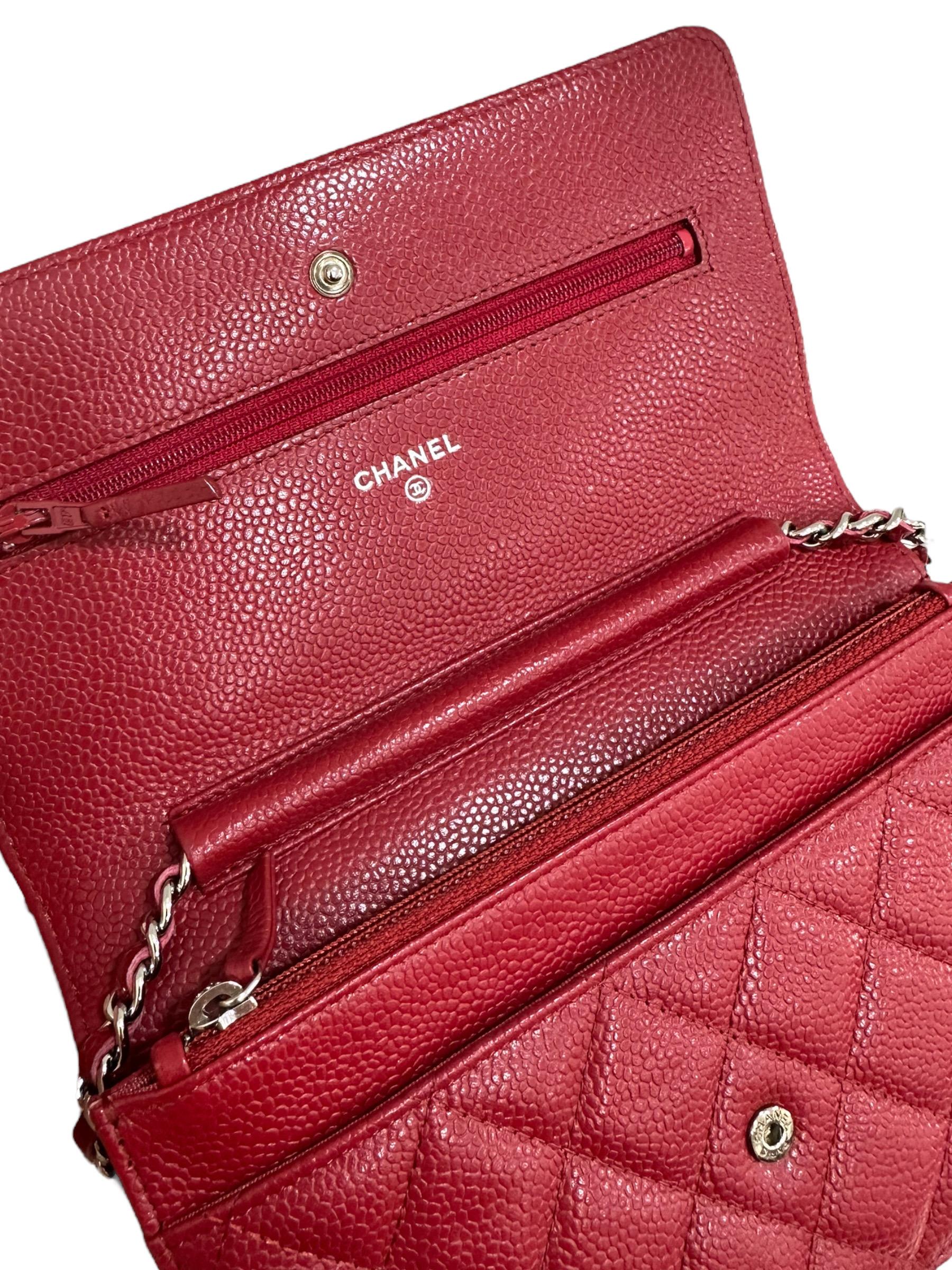 Borsa A Tracolla Chanel Brieftasche an Kette Kaviar Rossa 2014 im Angebot 8