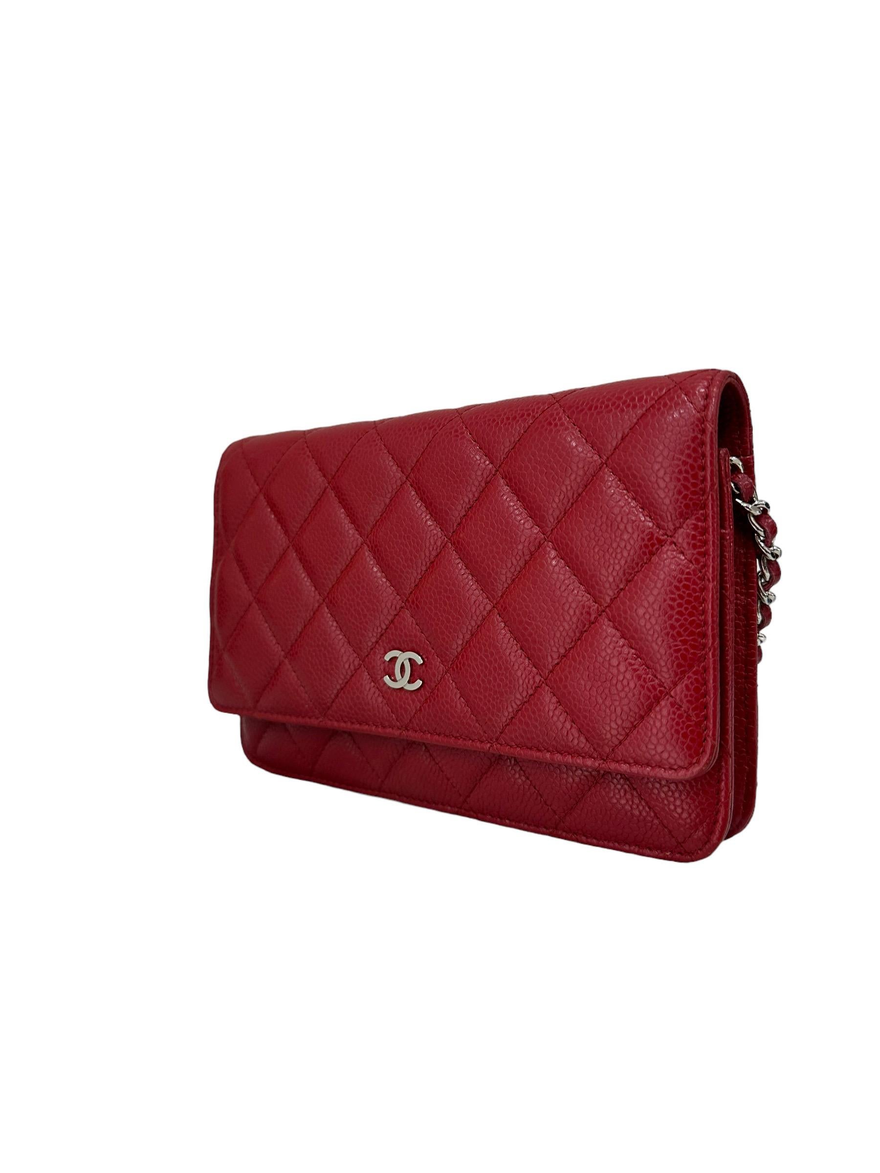 Borsa A Tracolla Chanel Brieftasche an Kette Kaviar Rossa 2014 im Zustand „Gut“ im Angebot in Torre Del Greco, IT