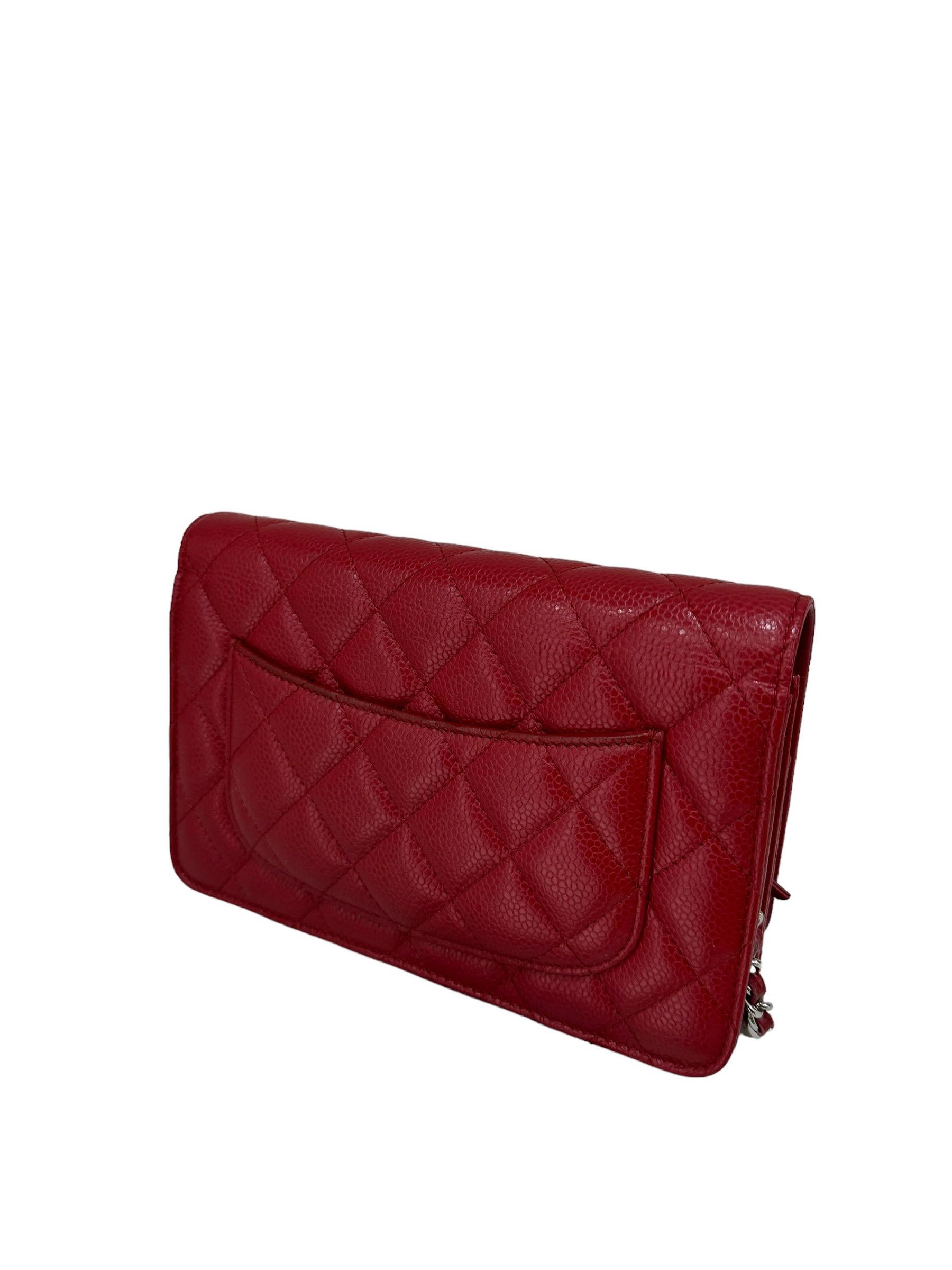 Borsa A Tracolla Chanel Brieftasche an Kette Kaviar Rossa 2014 im Angebot 2