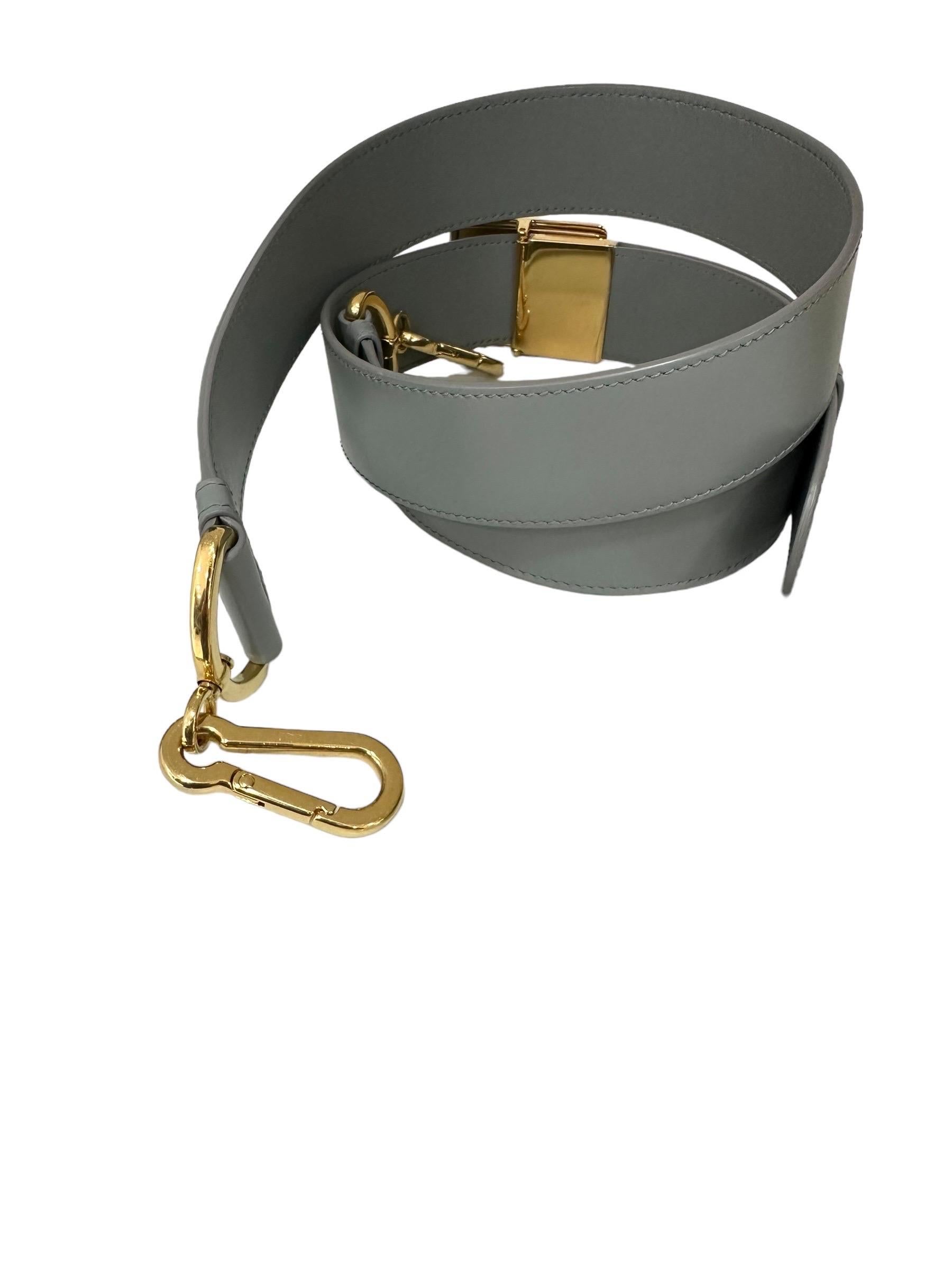 Borsa A Tracolla Dior 30 Montaigne Box Grigia en vente 9