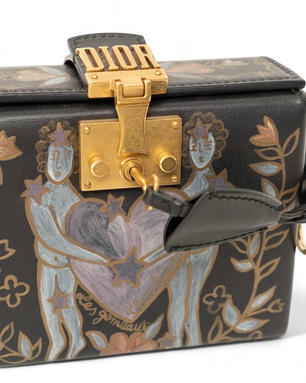 Donna Borsa a Tracolla Dior LockBox Zodiaco A.E L. Nera in vendita