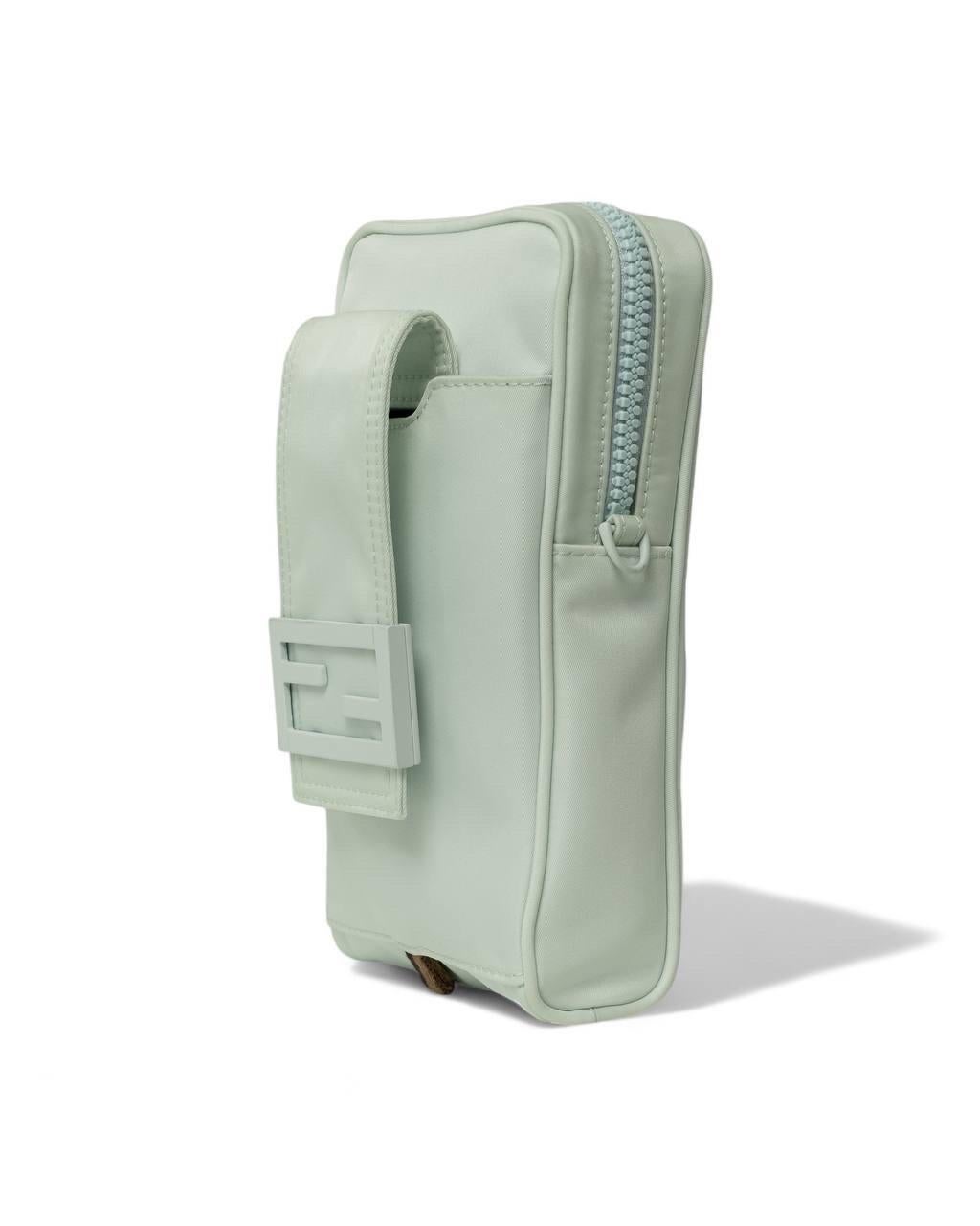 Gray Borsa a Tracolla Fendi Portacellulare Nylon FF Azzurro For Sale