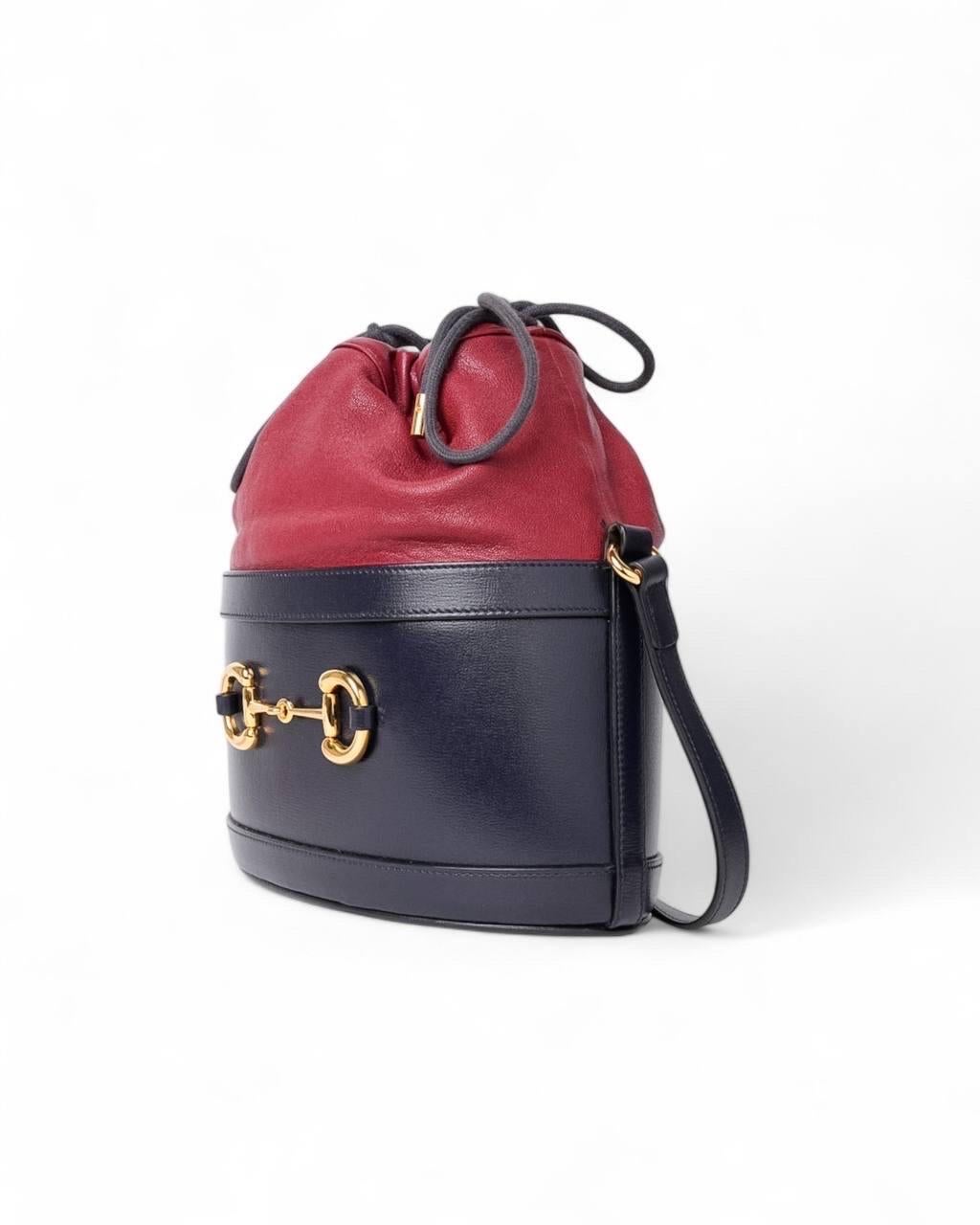 Black Borsa a Tracolla Gucci Horsebit 1955 Secchiello Medium Blu For Sale