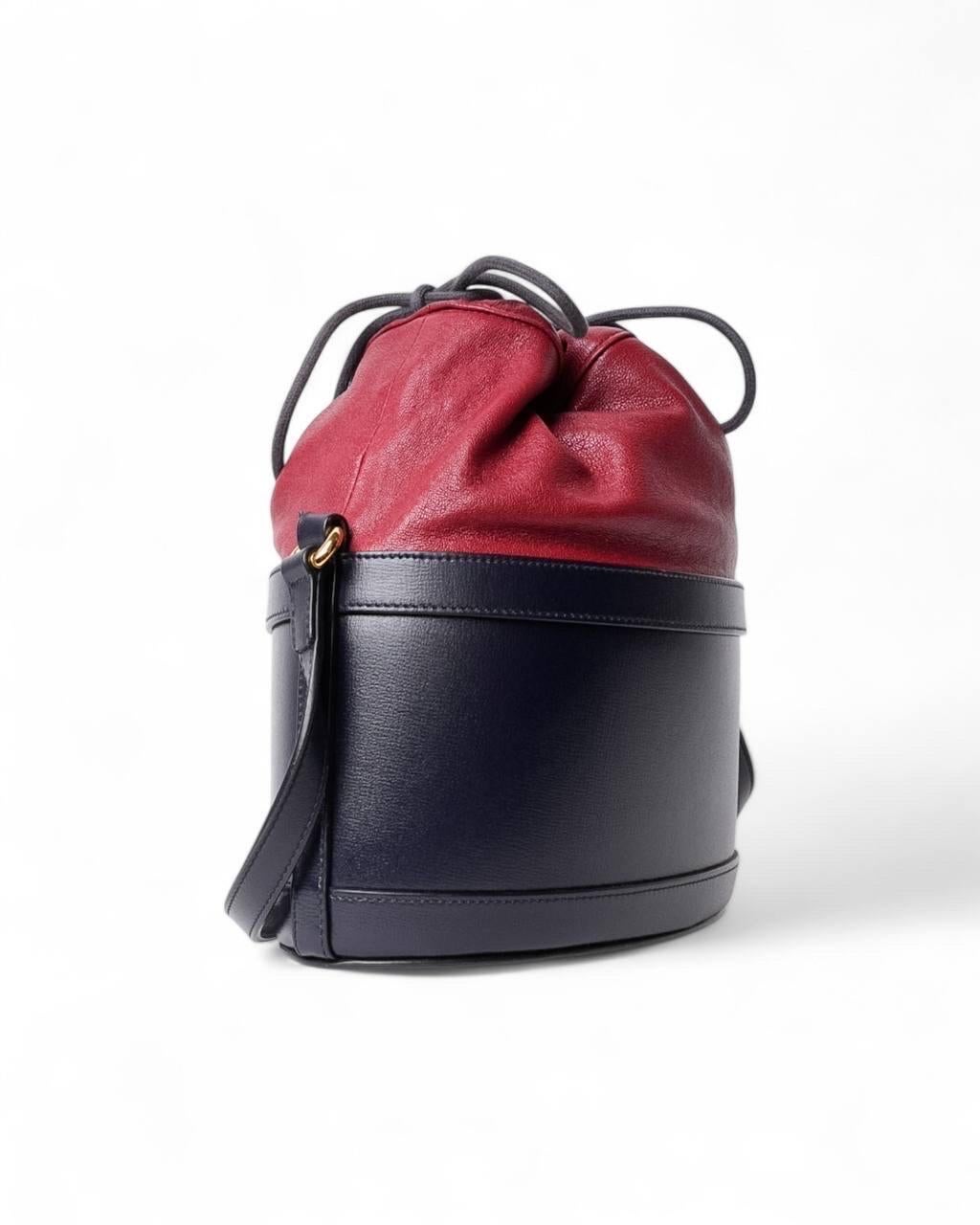 Borsa a Tracolla Gucci Horsebit 1955 Secchiello Medium Blu For Sale 2