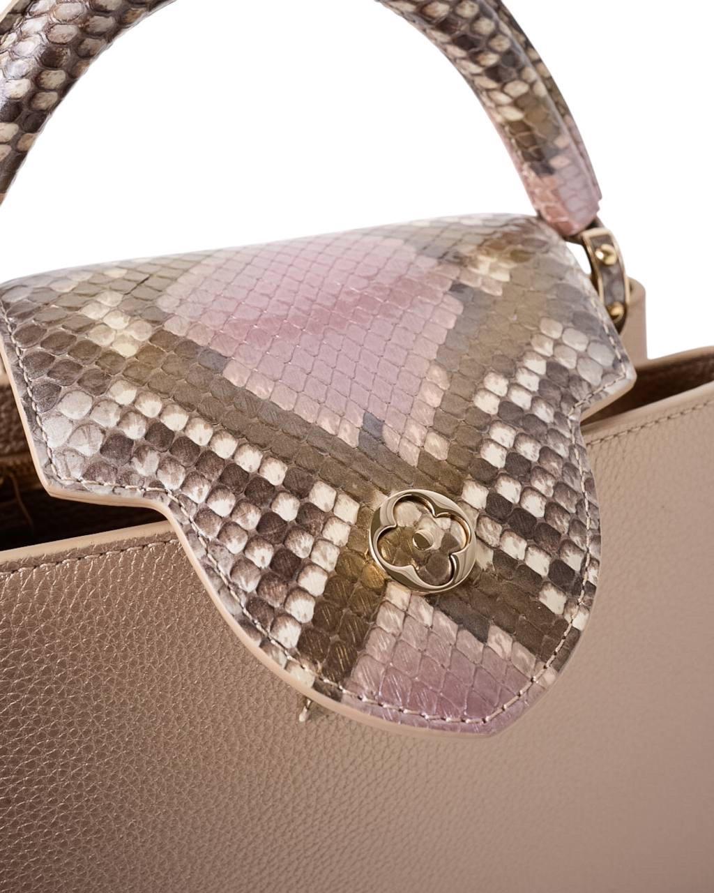 Borsa a tracolla Louis Vuitton Capucines BB Pitone Oro 6