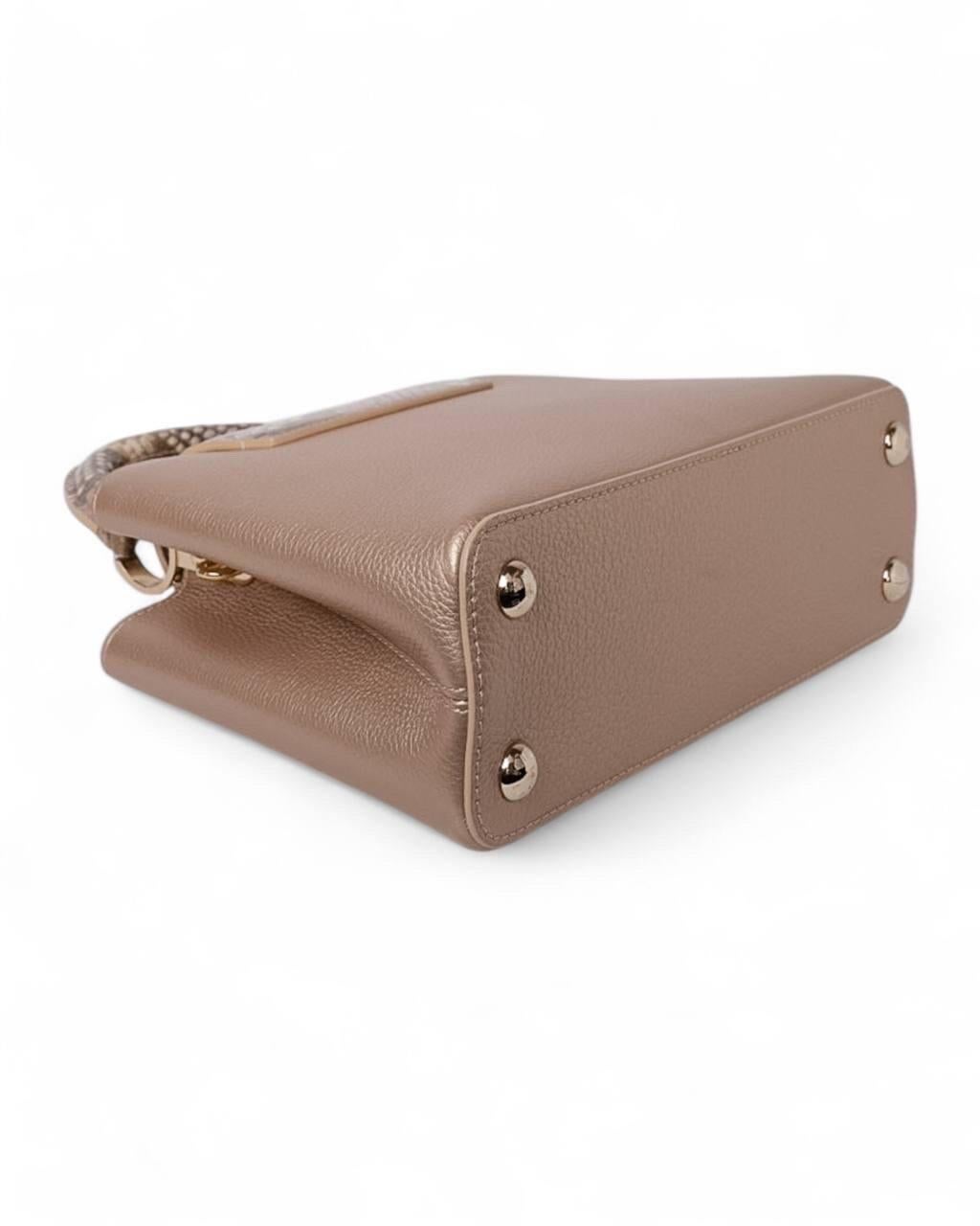 Borsa a tracolla Louis Vuitton Capucines BB Pitone Oro 4